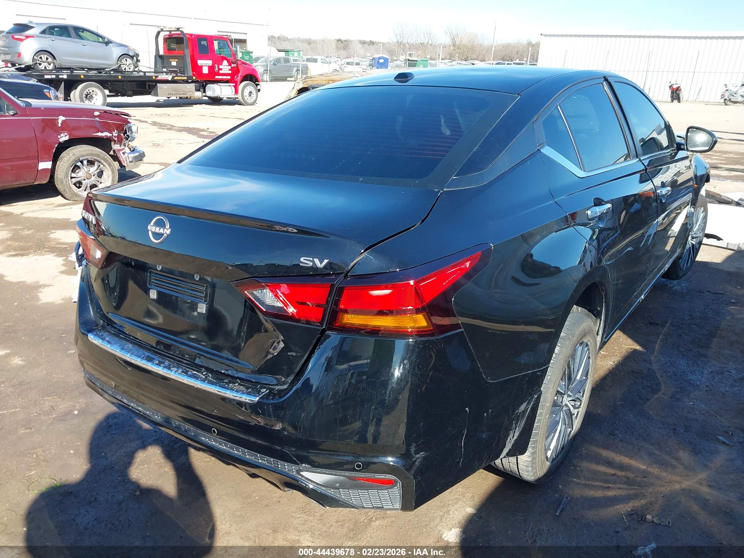 NISSAN ALTIMA image 4