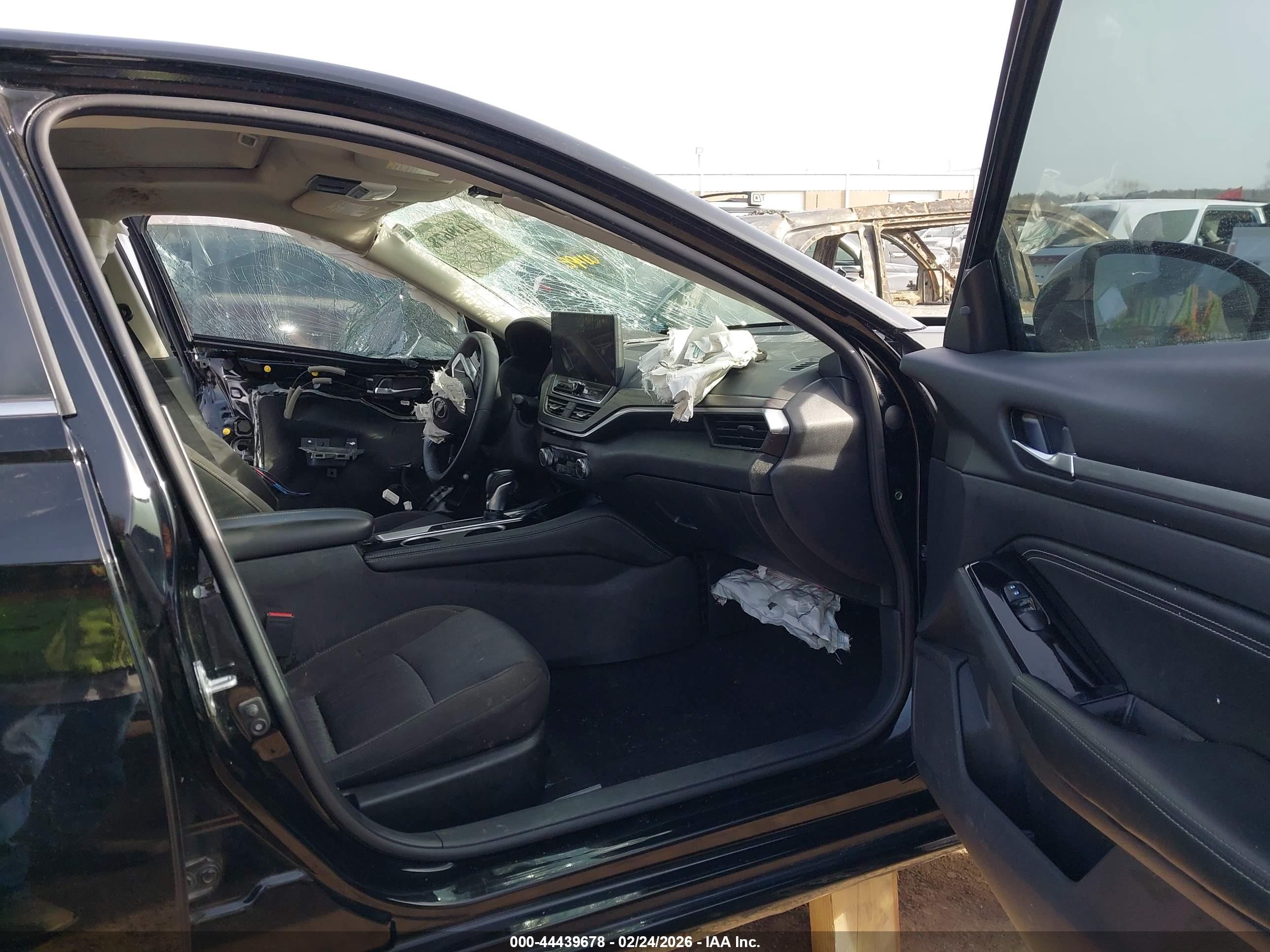 NISSAN ALTIMA image 5
