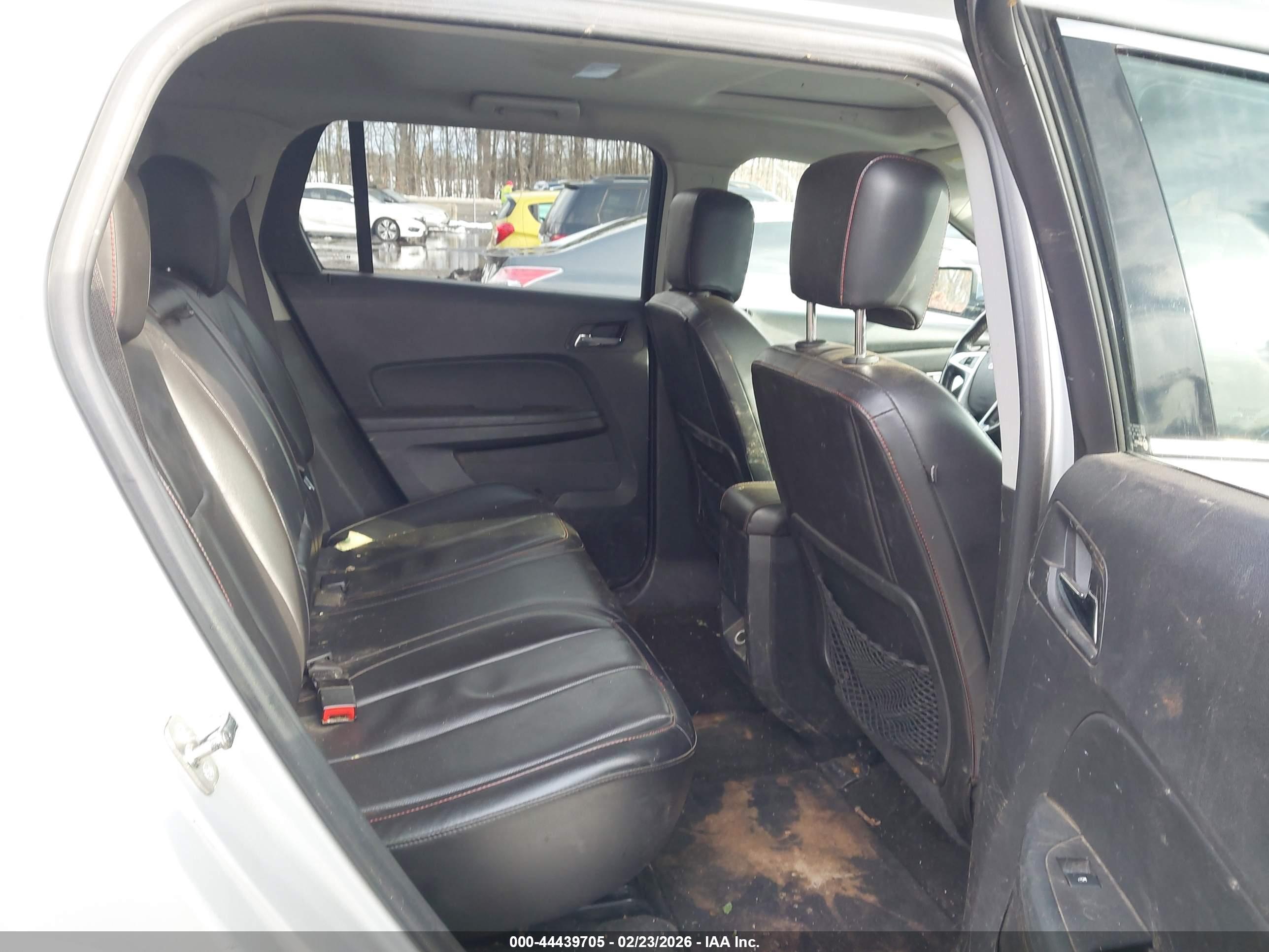 GMC TERRAIN image 8