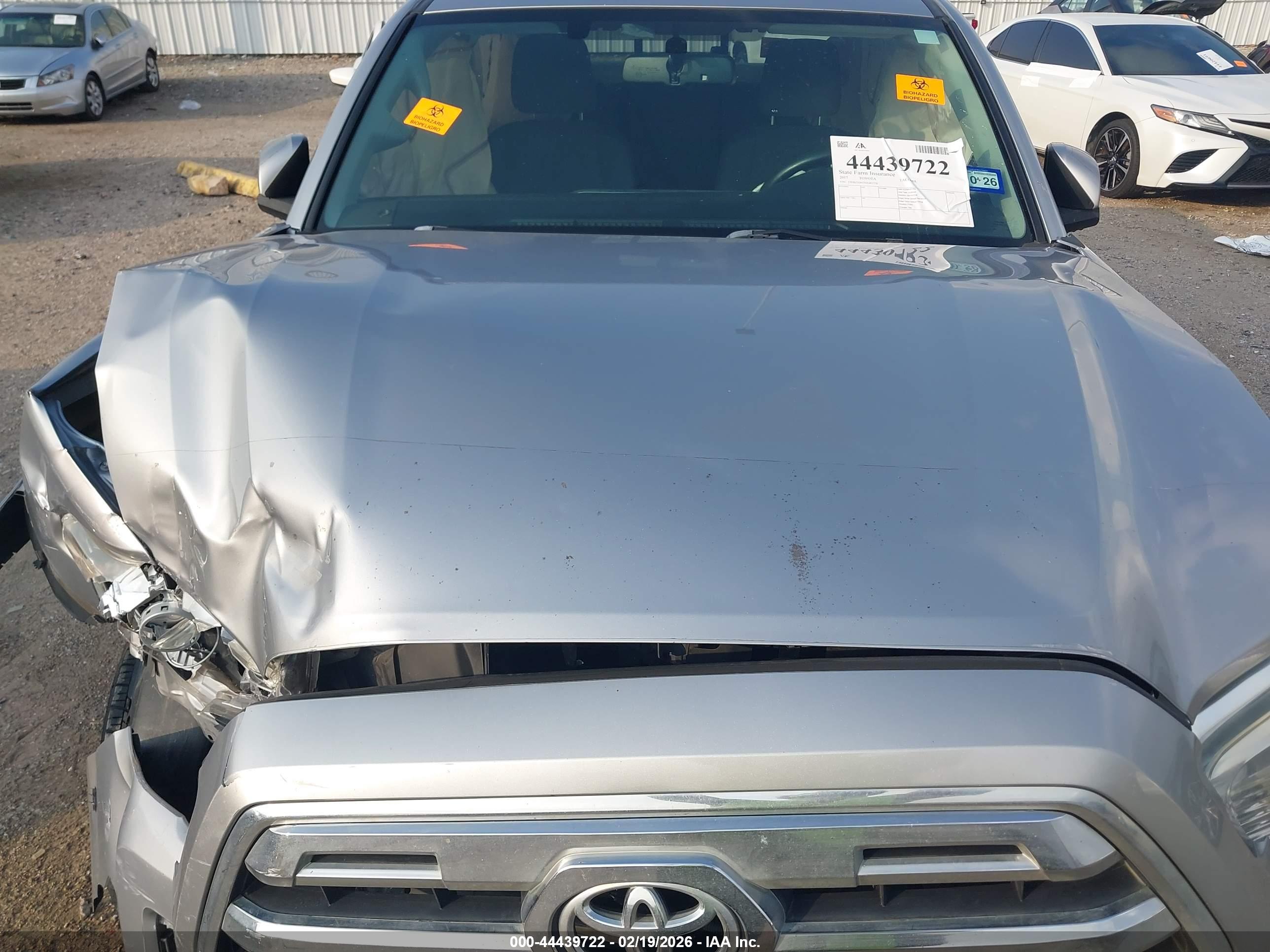 TOYOTA TACOMA image 10