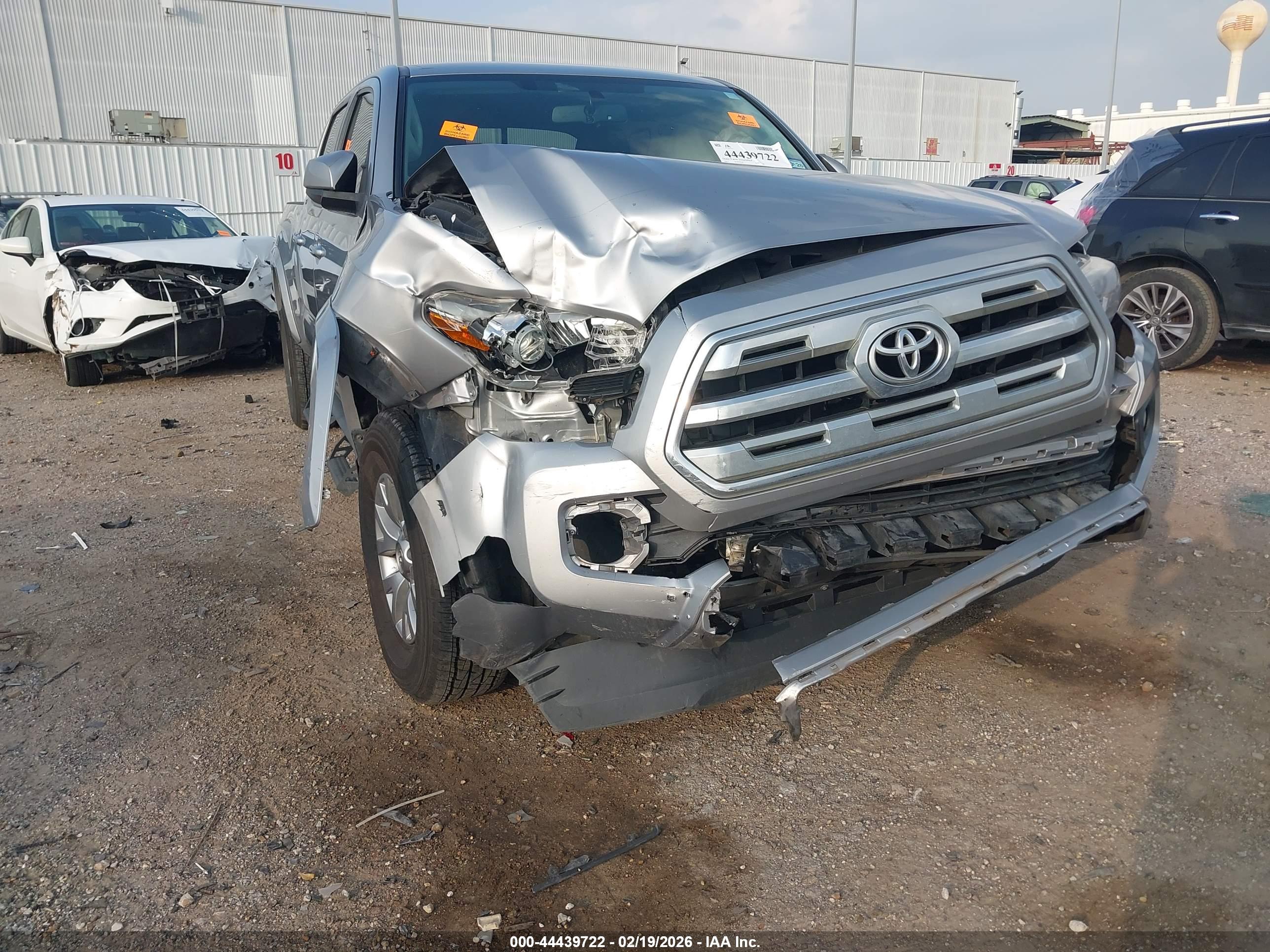 TOYOTA TACOMA image 6