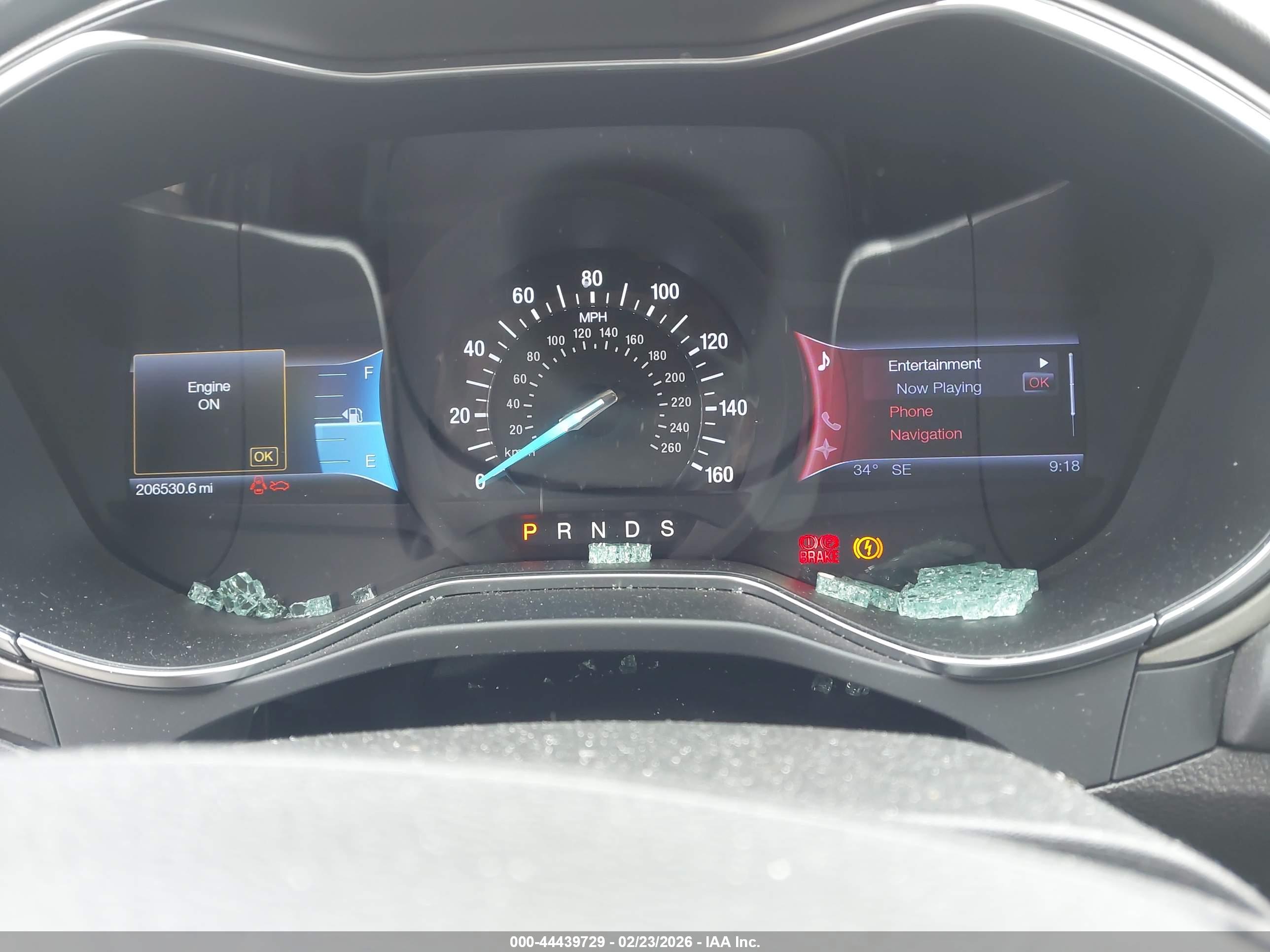 FORD FUSION image 7