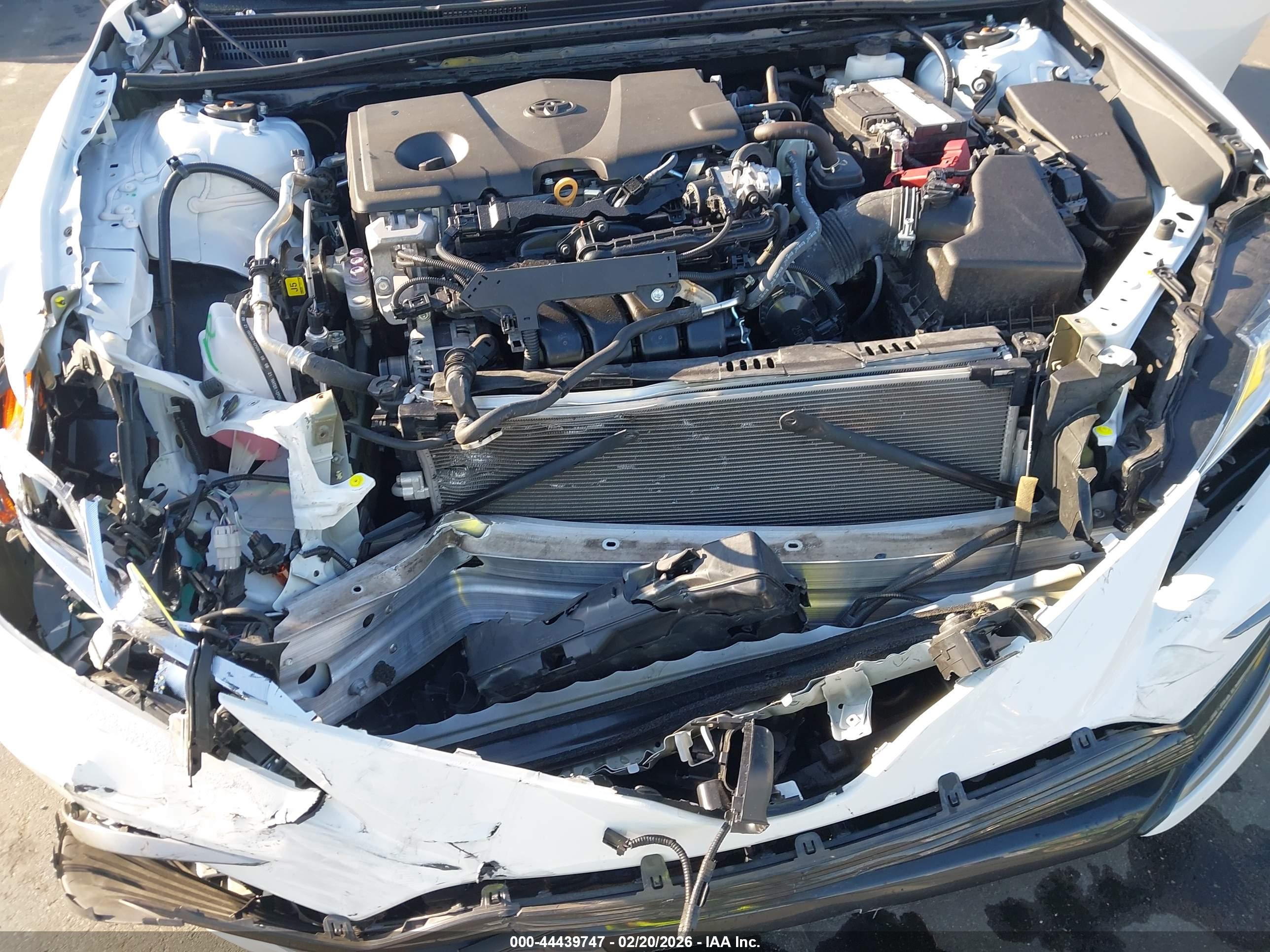 TOYOTA CAMRY image 6