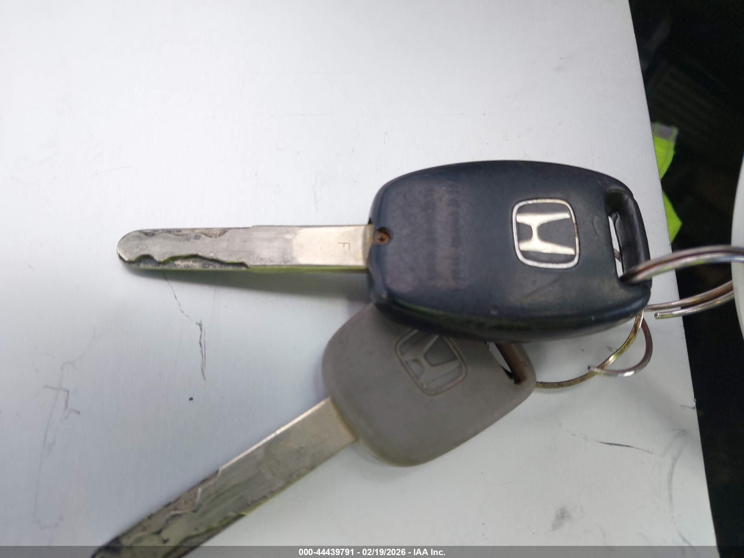 HONDA CR-V image 11