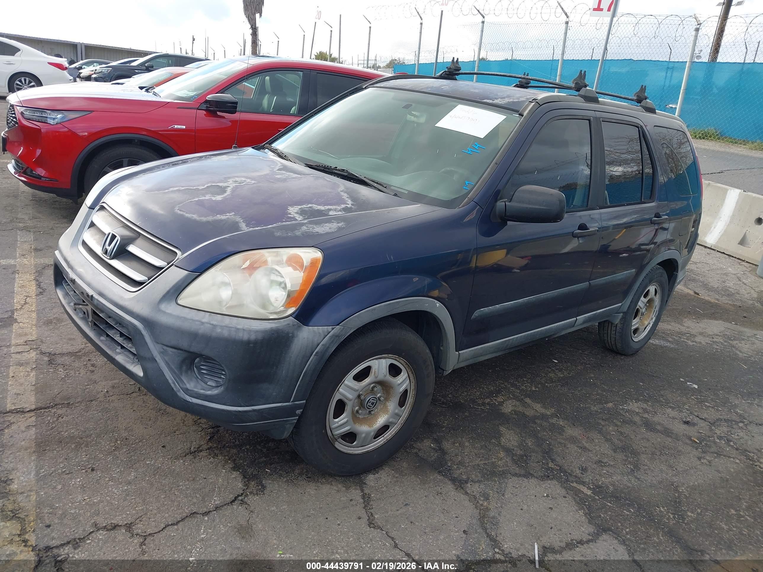 HONDA CR-V image 2
