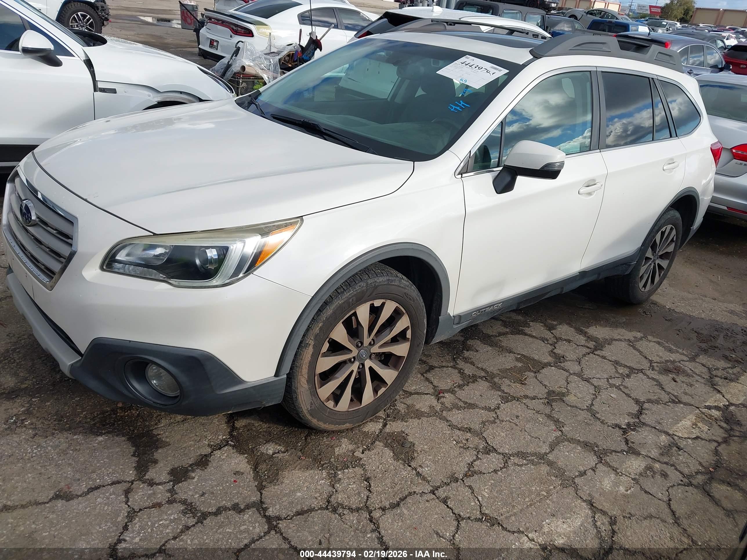 SUBARU OUTBACK image 2