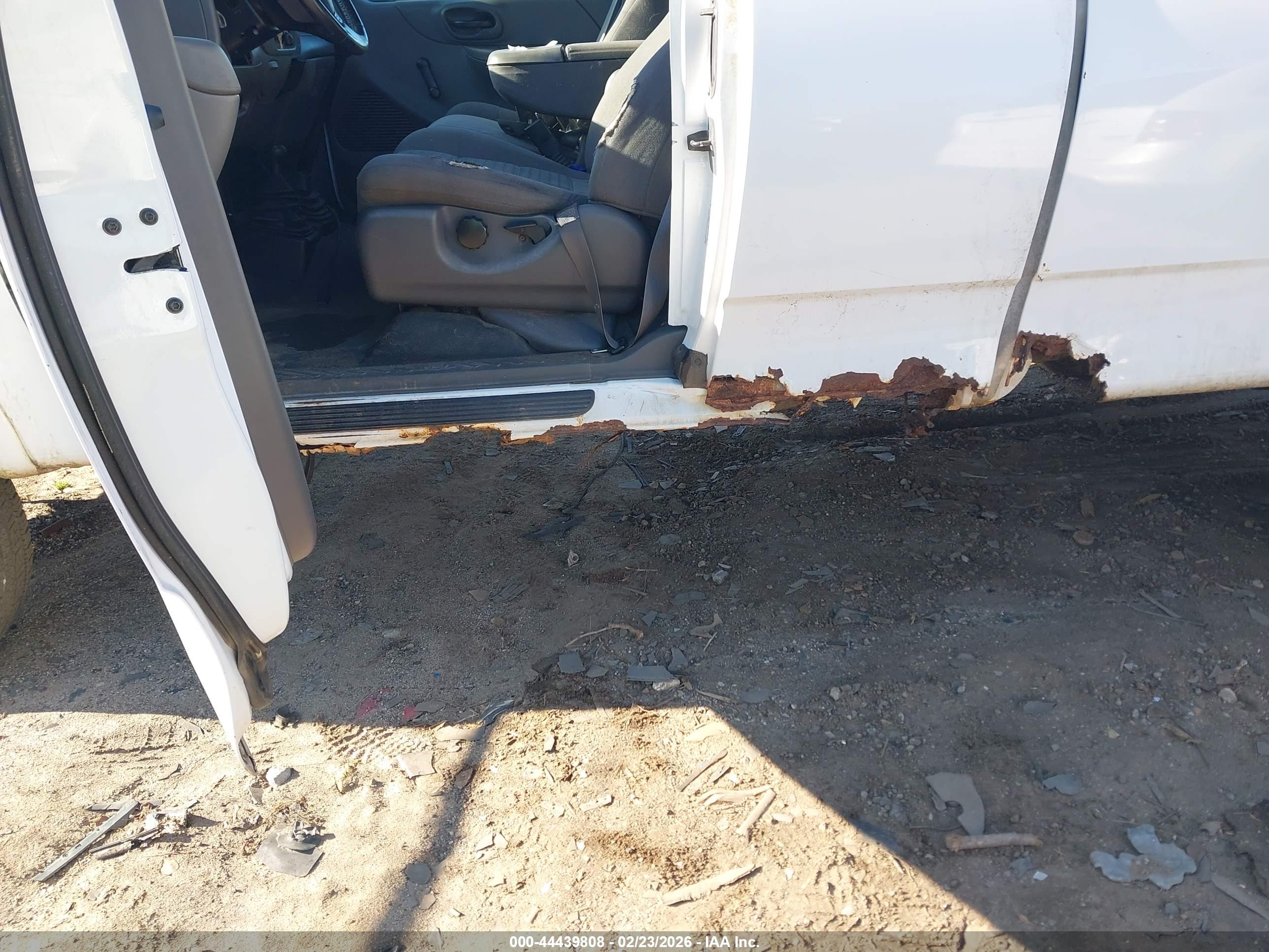 FORD F-150 image 6