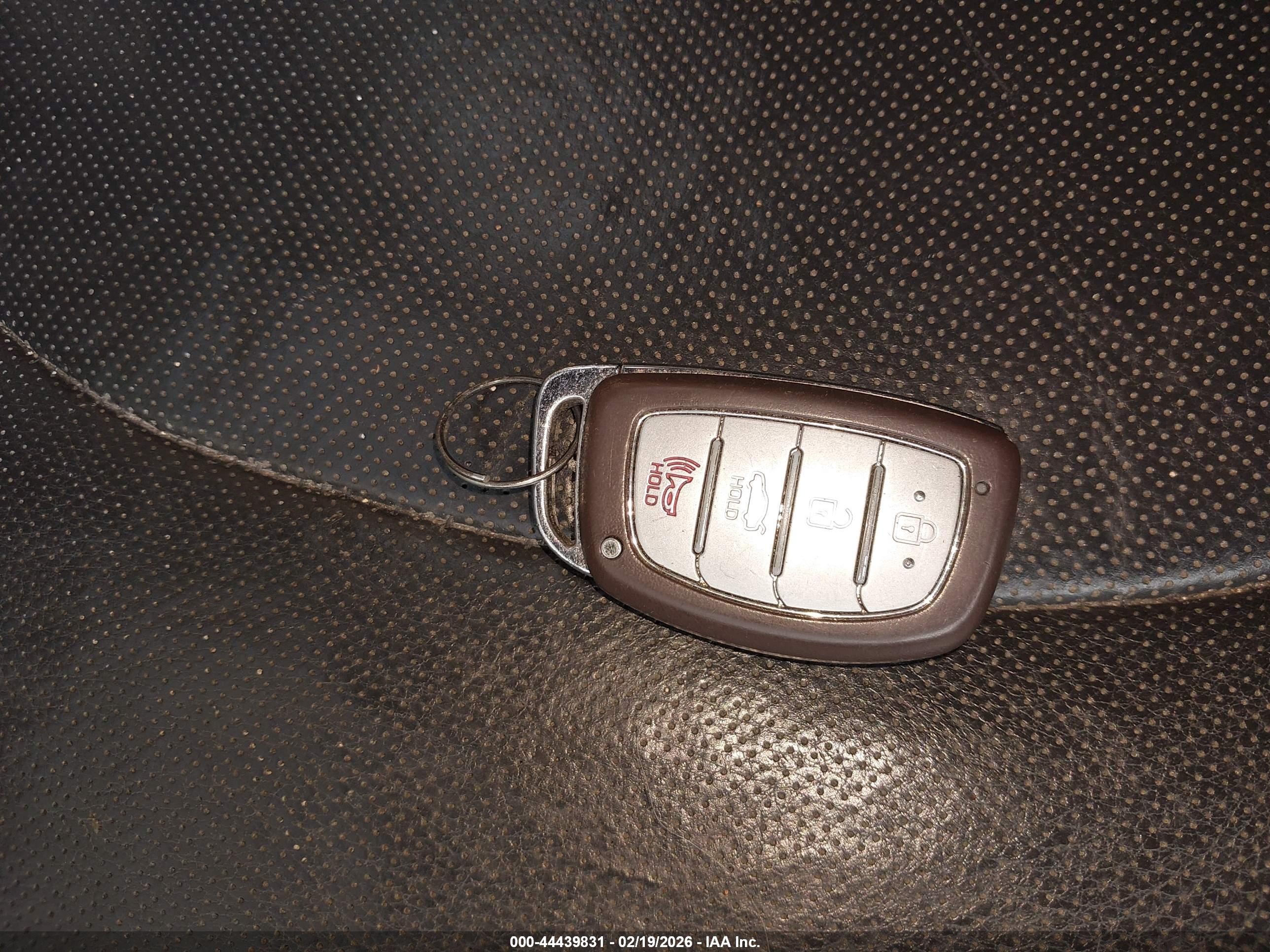 HYUNDAI SONATA image 11