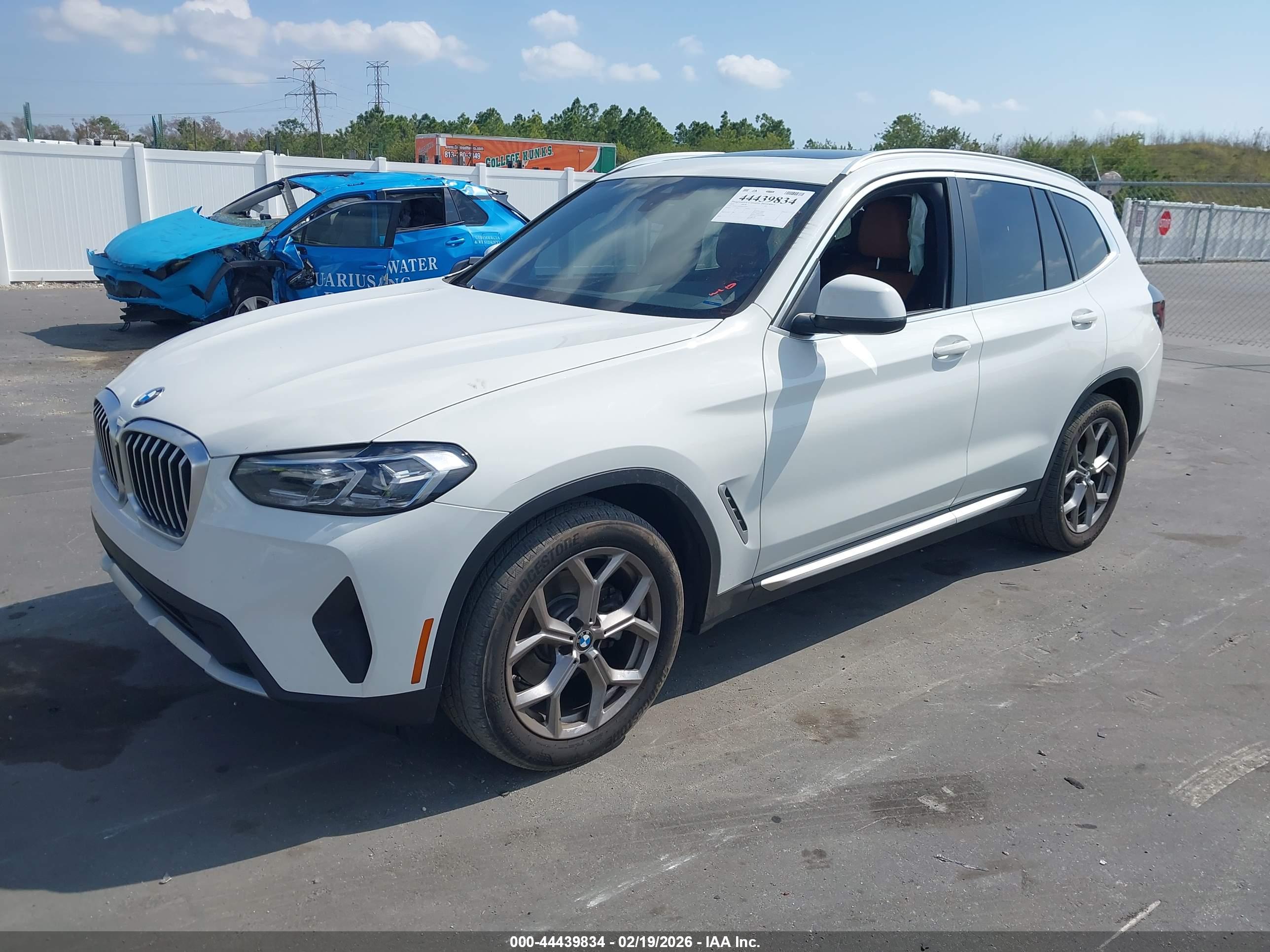 BMW X3 image 2