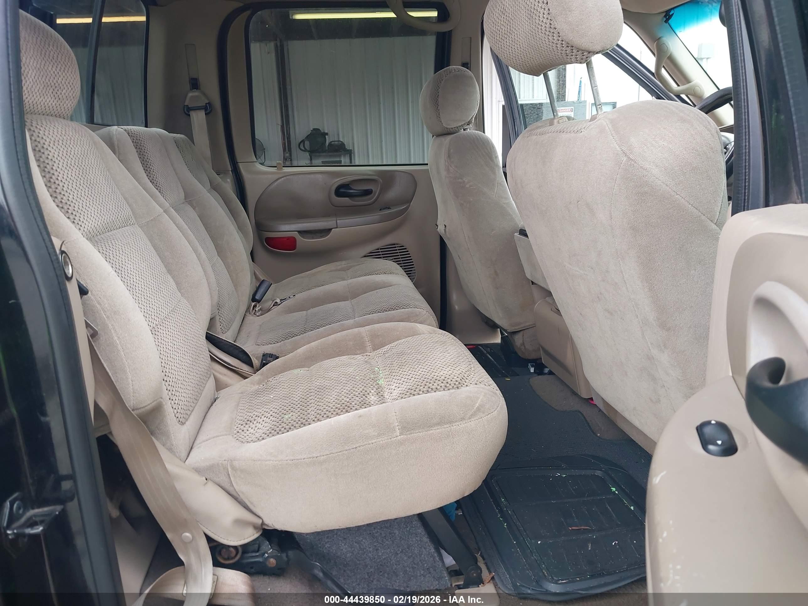 FORD F-150 image 8
