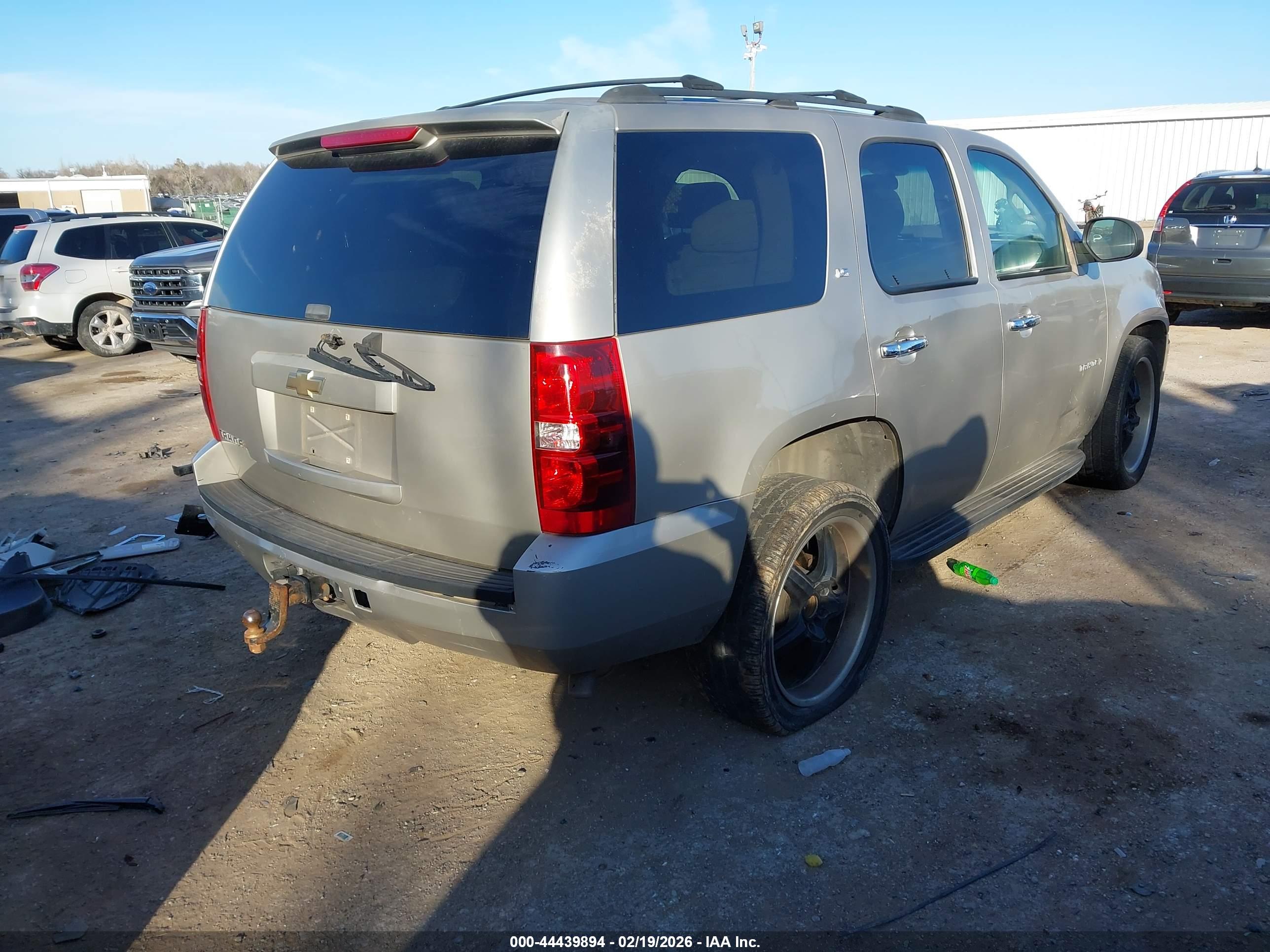 CHEVROLET TAHOE image 4