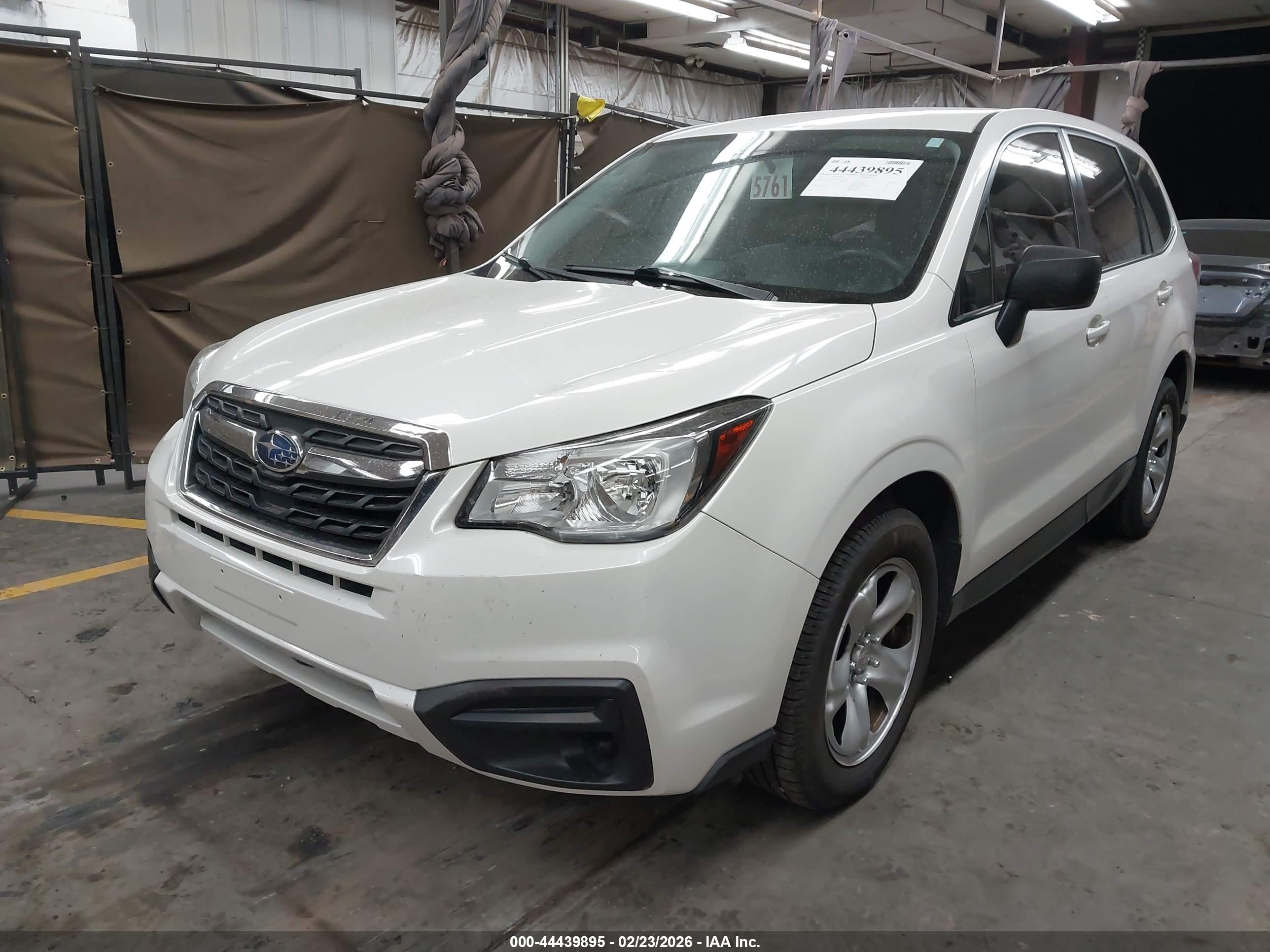SUBARU FORESTER image 2