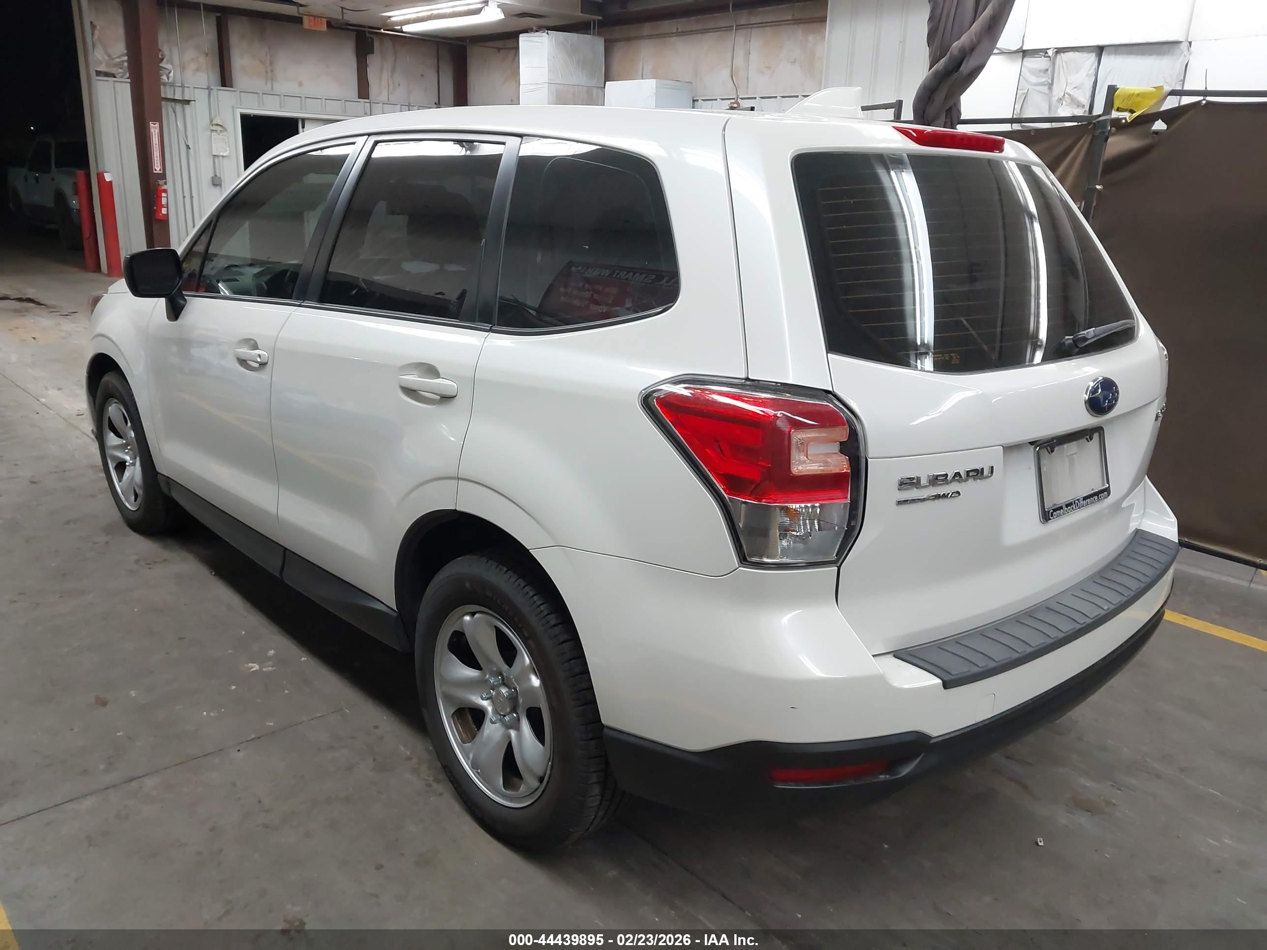 SUBARU FORESTER image 3
