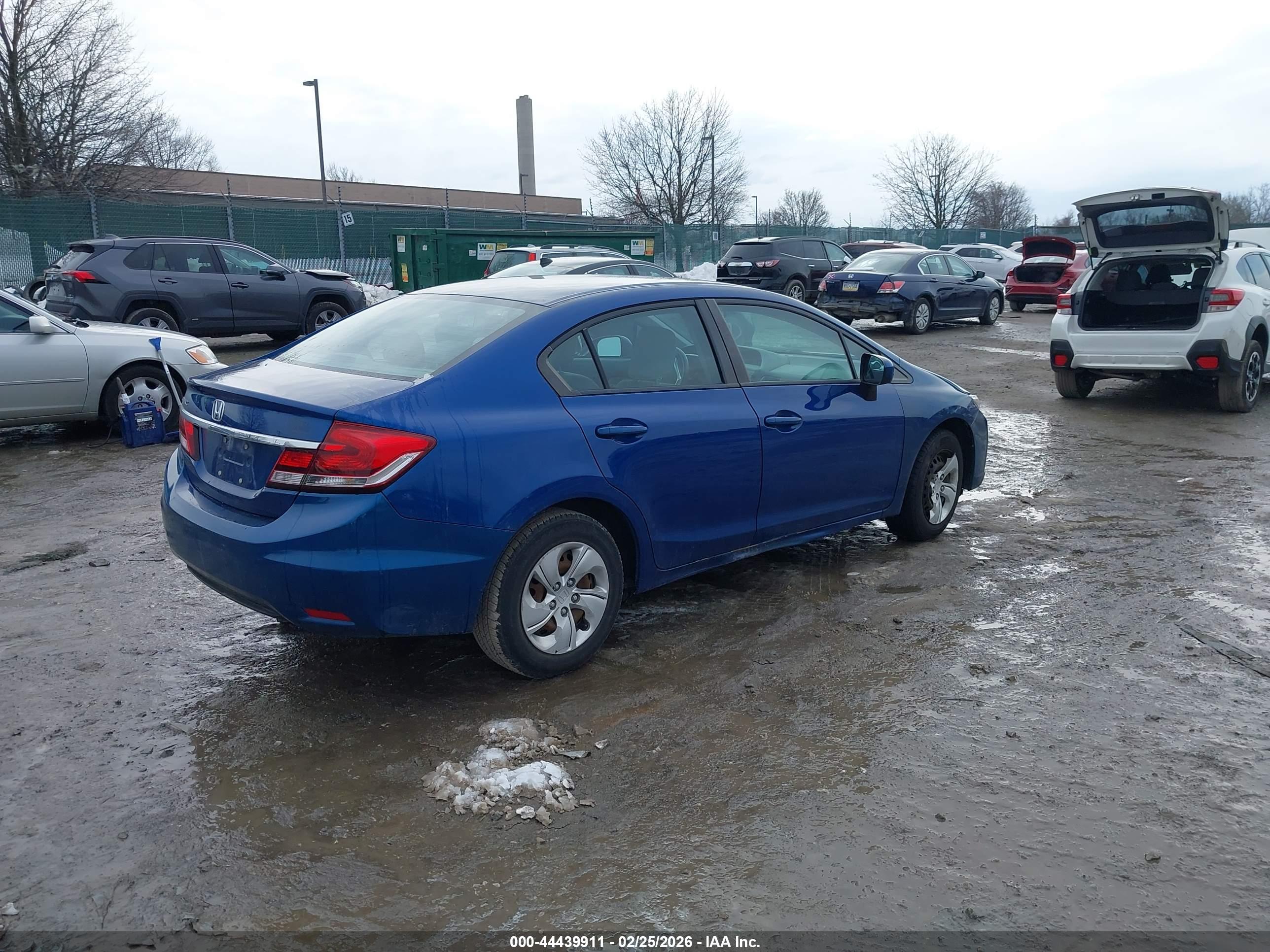 HONDA CIVIC image 4