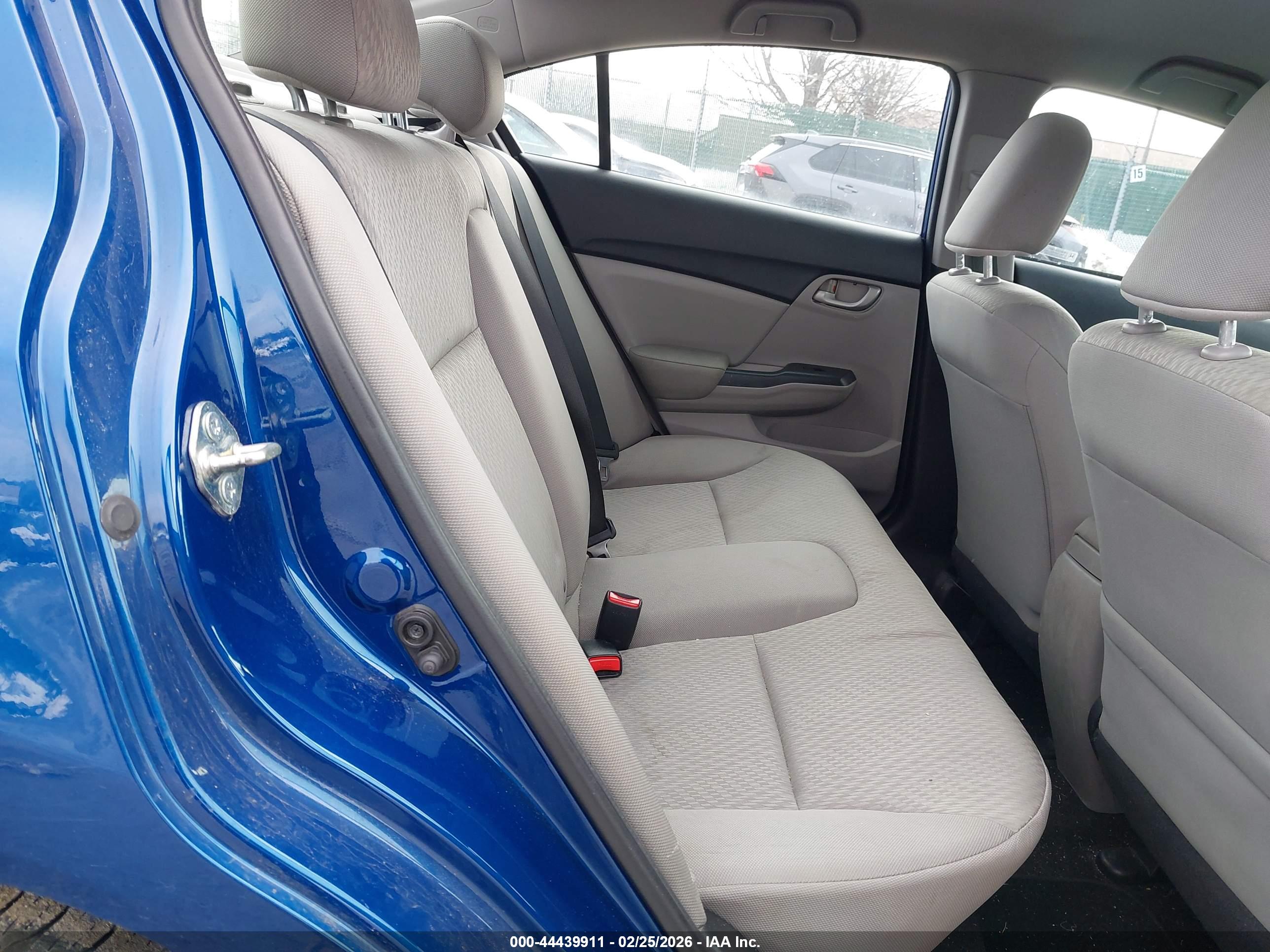 HONDA CIVIC image 8