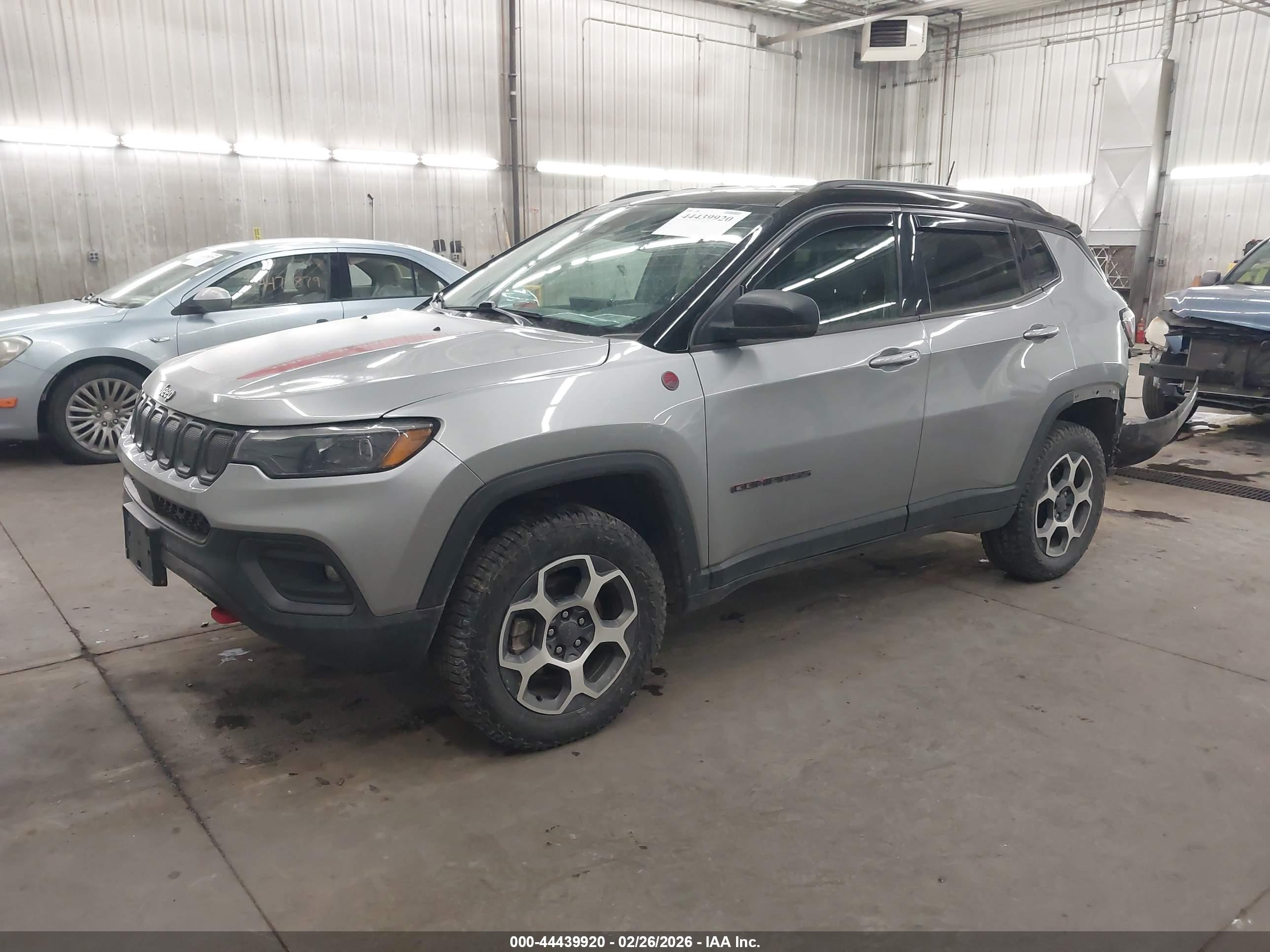 JEEP COMPASS image 2