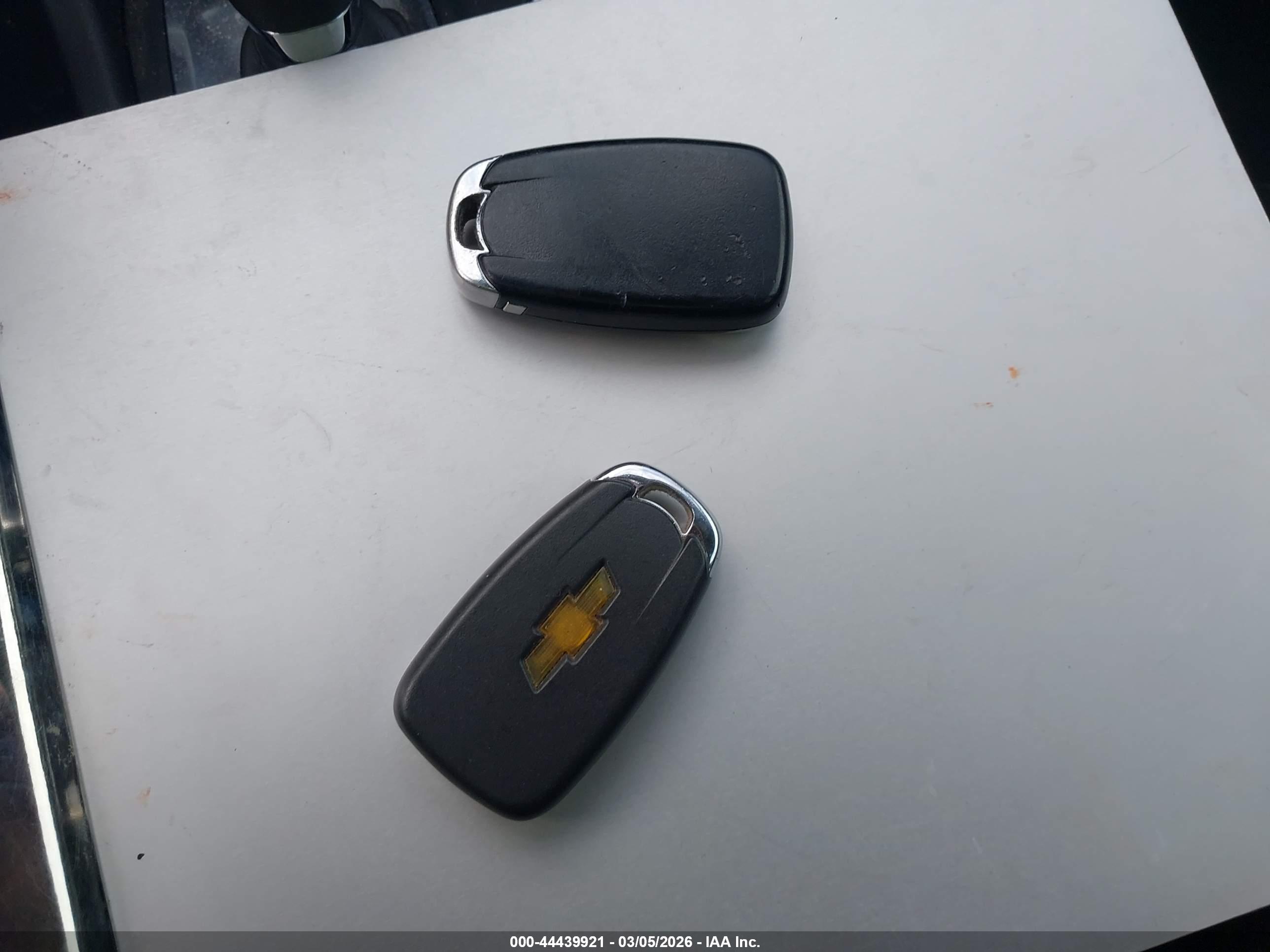 CHEVROLET EQUINOX image 11
