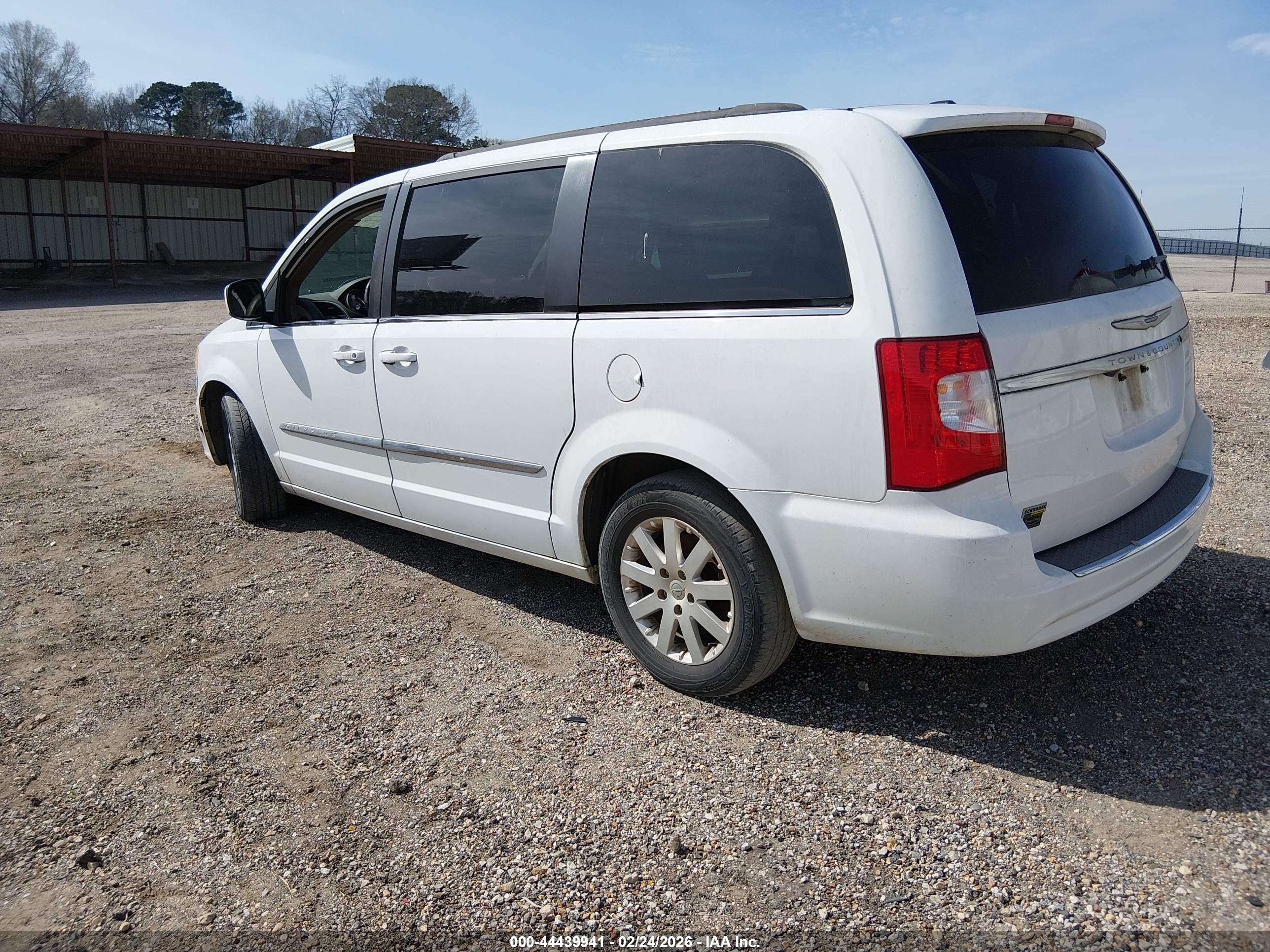 CHRYSLER TOWN image 3