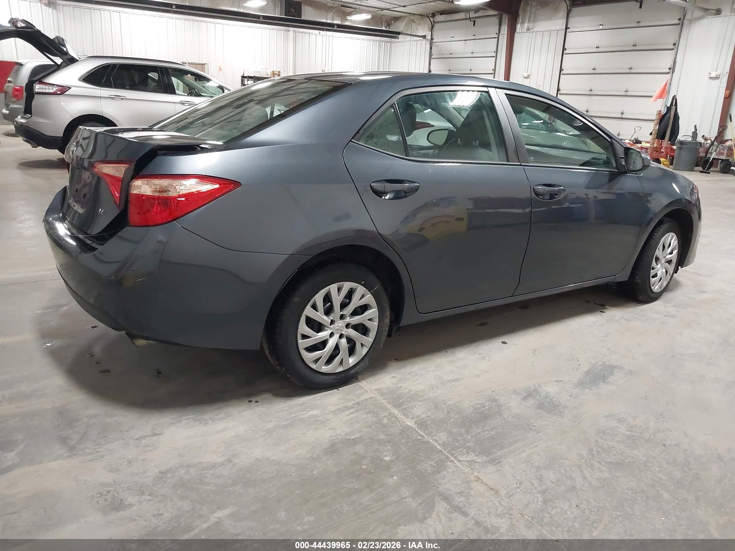 TOYOTA COROLLA image 4