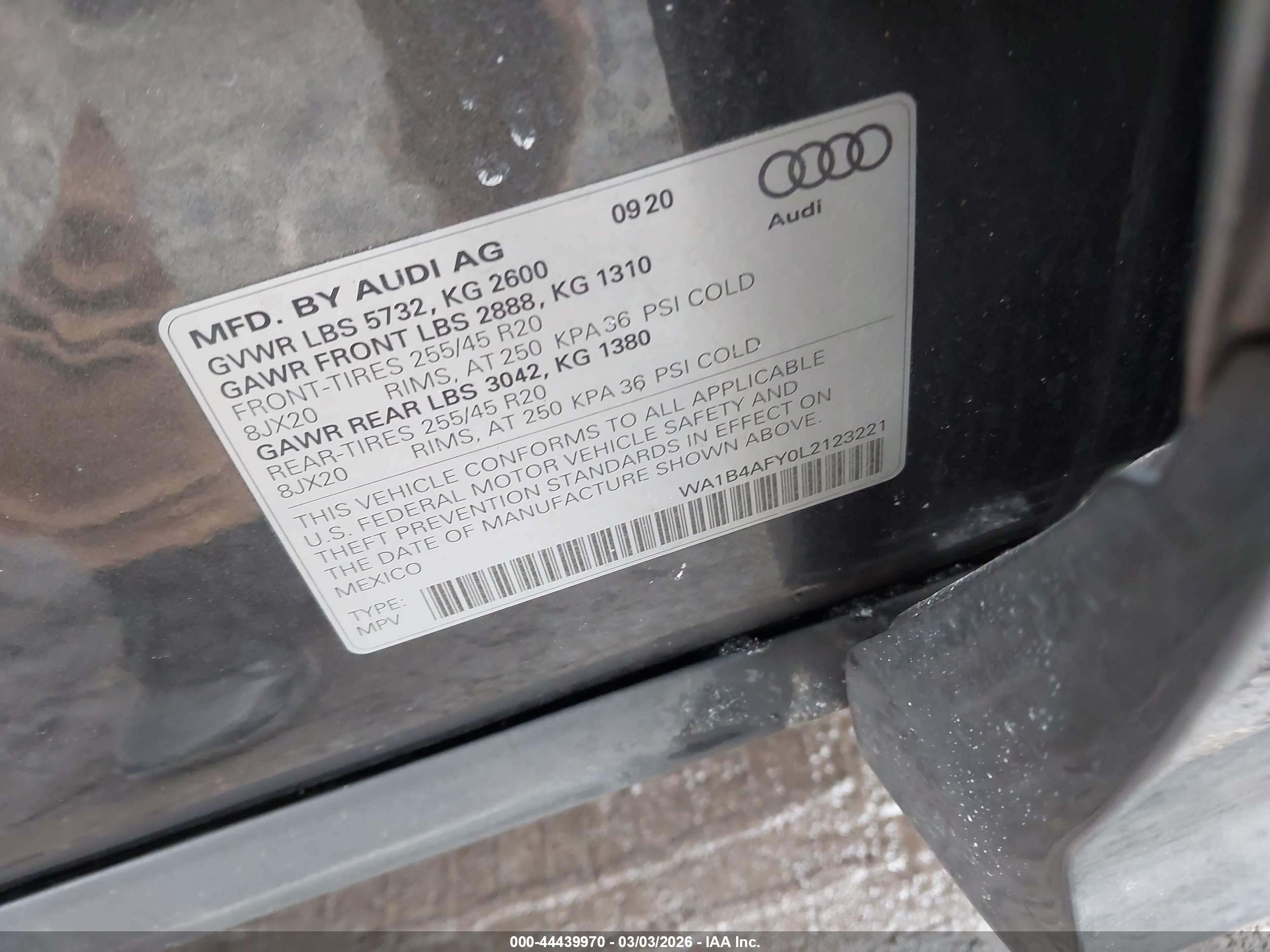 AUDI SQ5 image 9