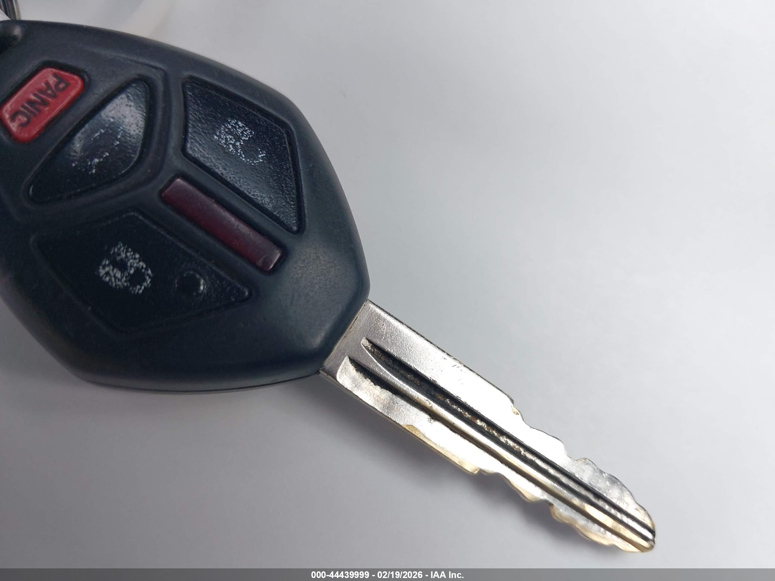 MITSUBISHI LANCER image 11