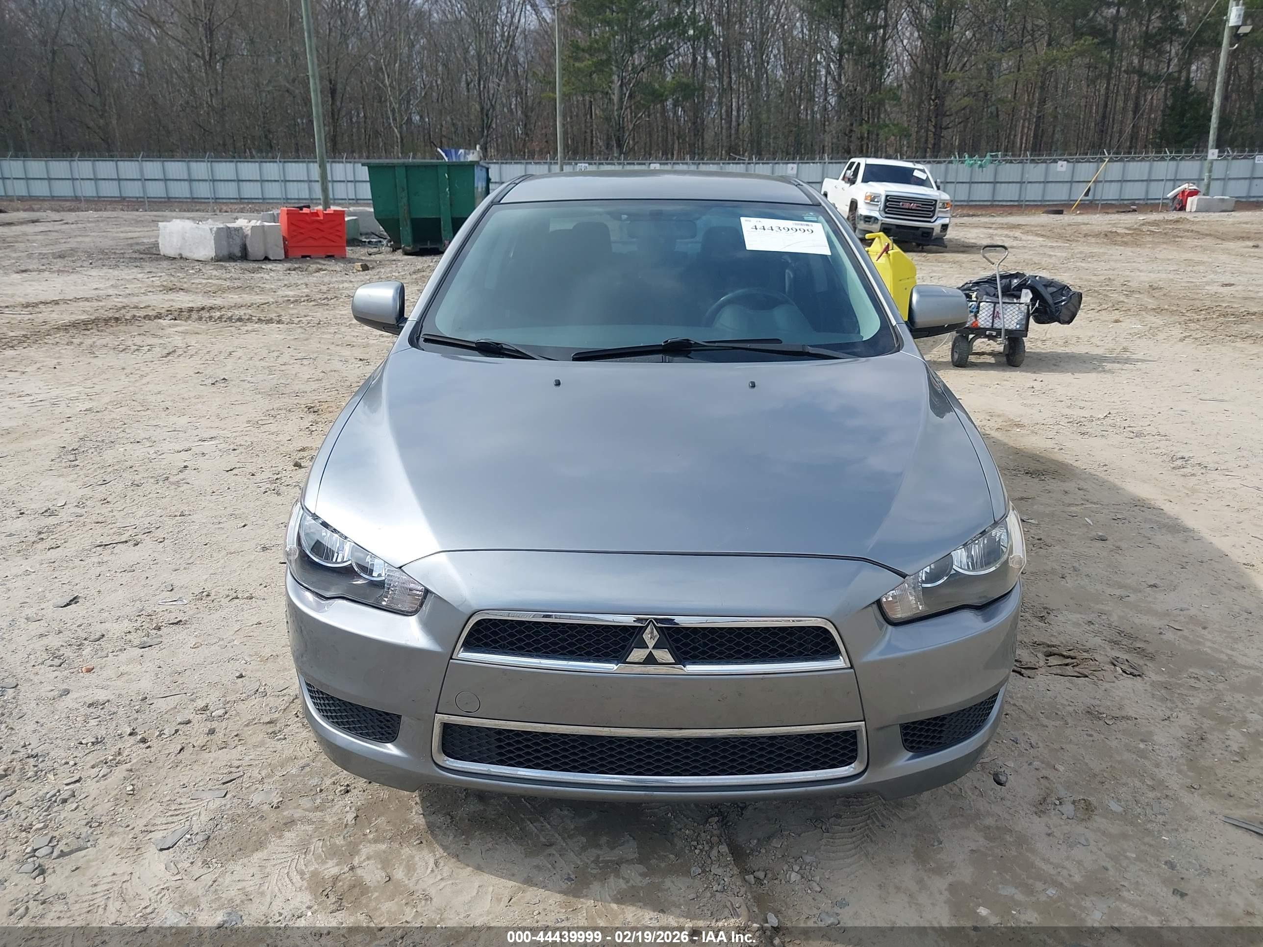MITSUBISHI LANCER image 6
