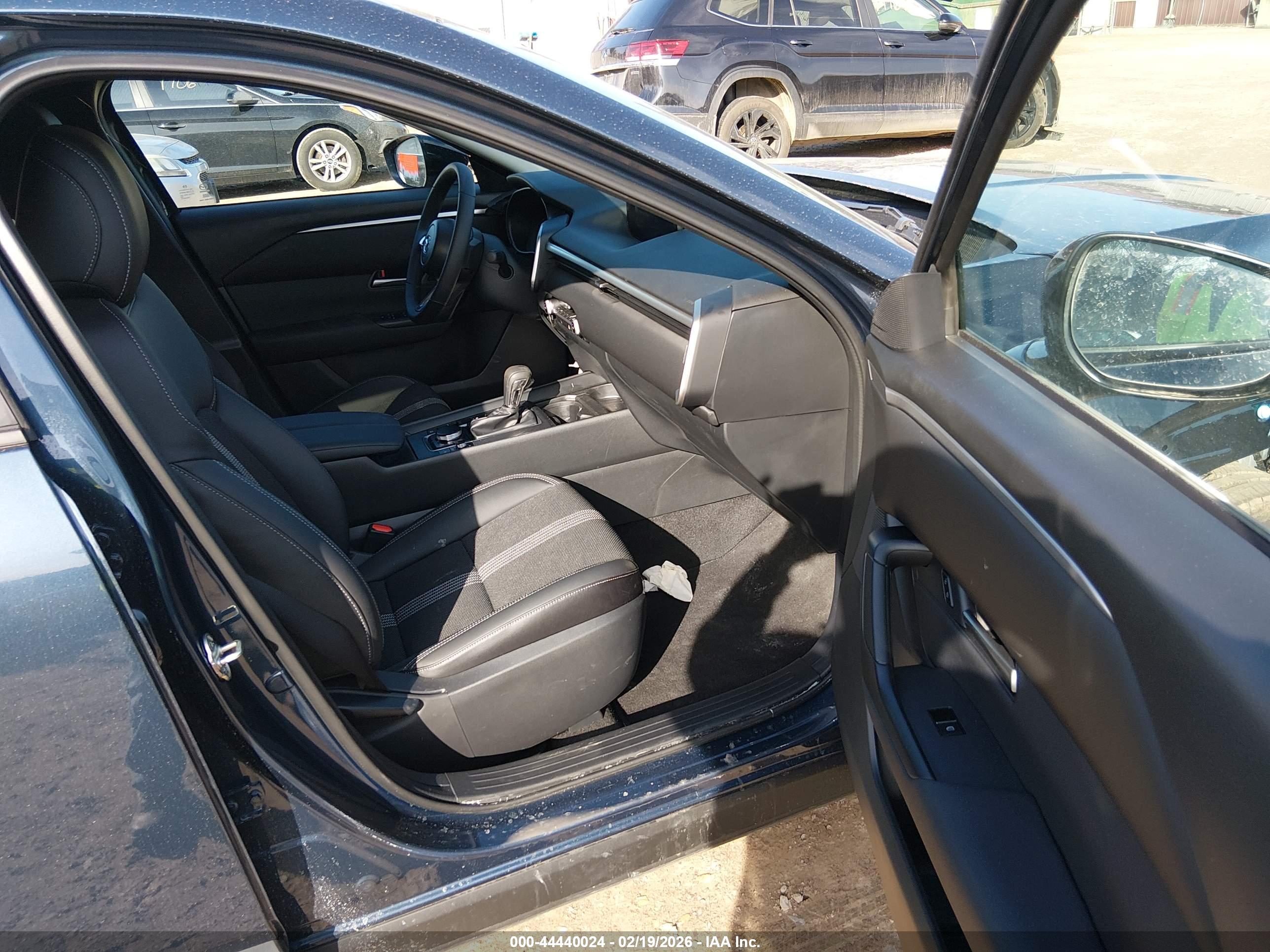 MAZDA CX-50 image 5