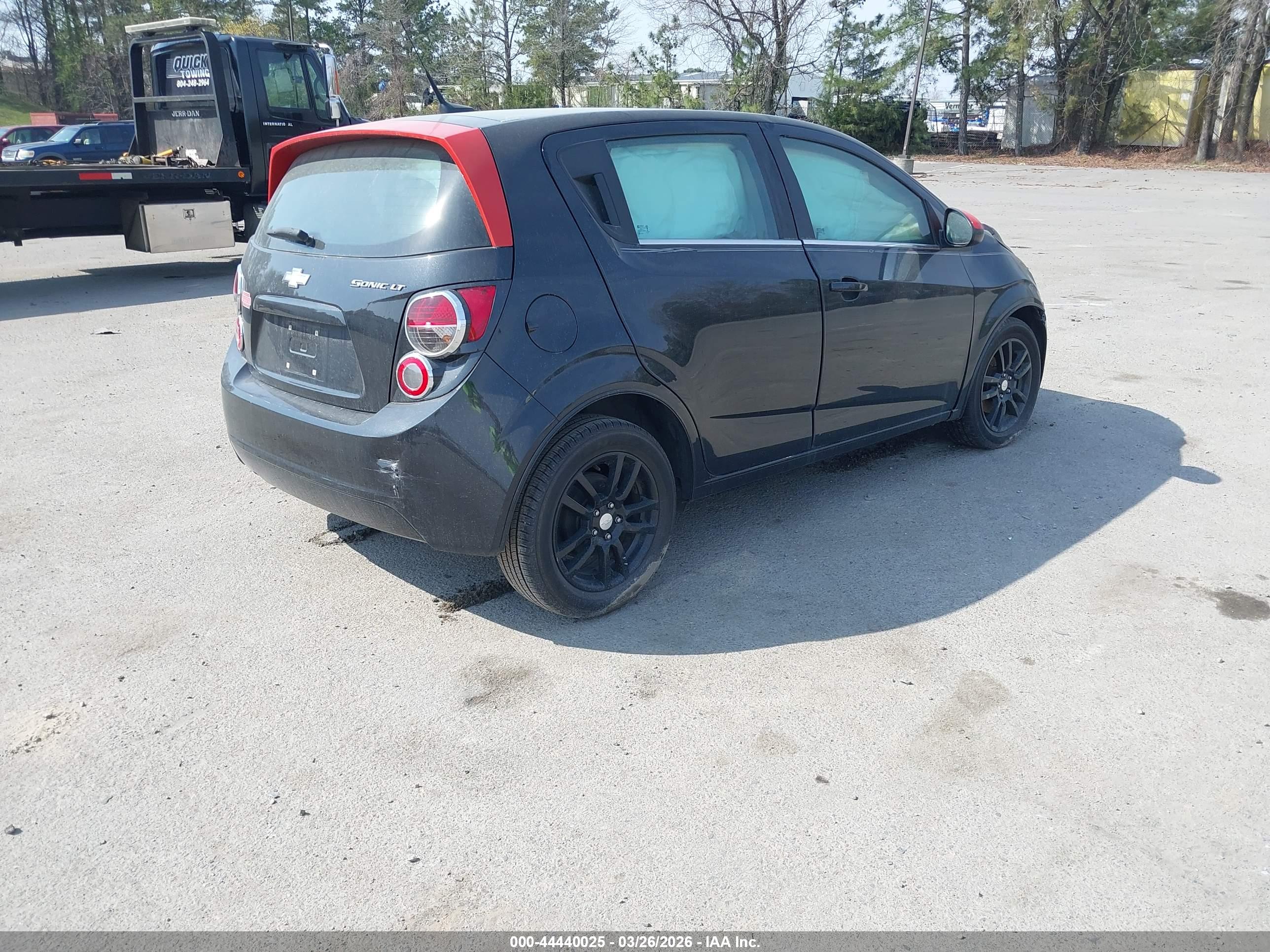 CHEVROLET SONIC image 4
