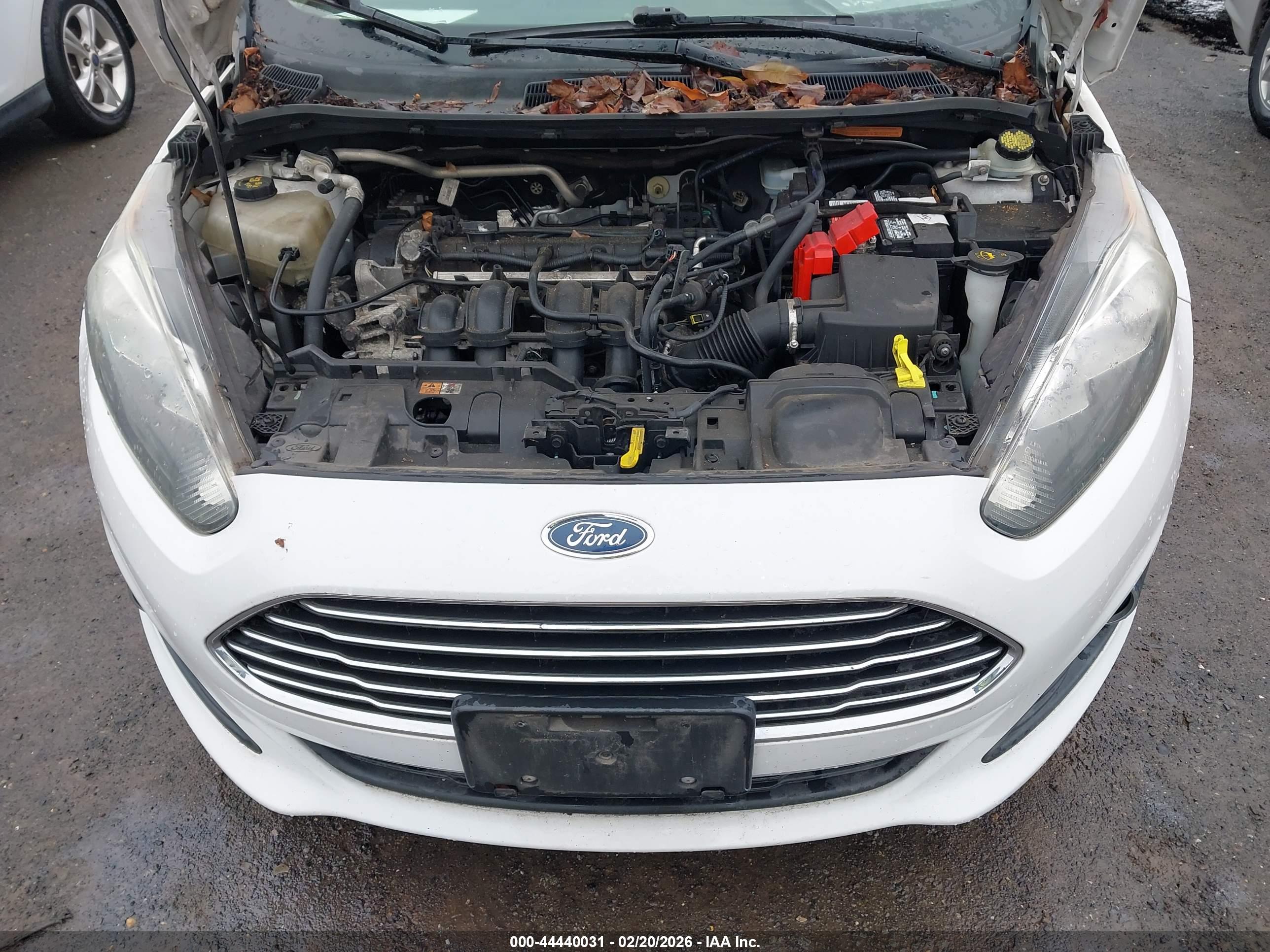 FORD FIESTA image 6