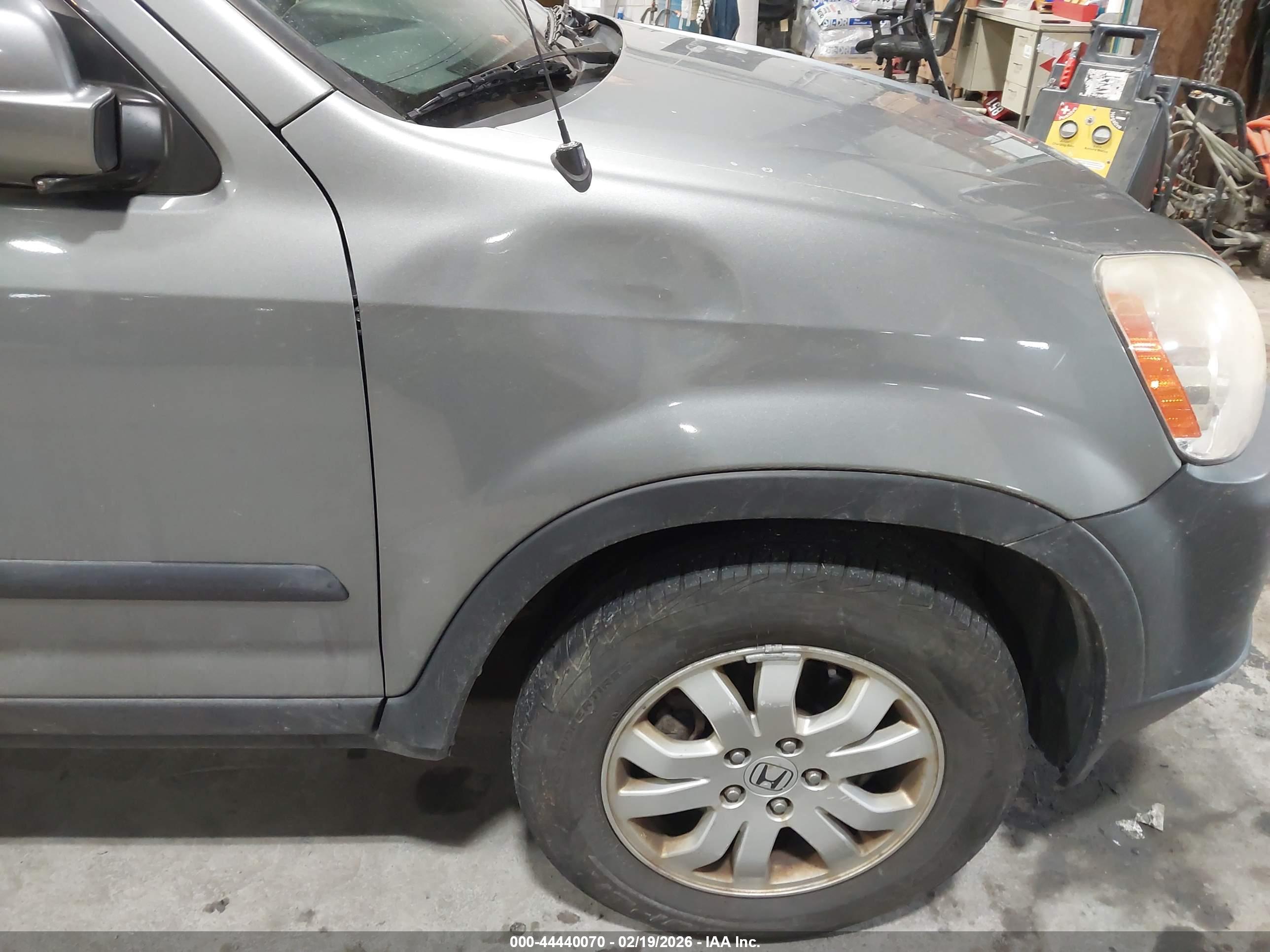 HONDA CR-V image 6