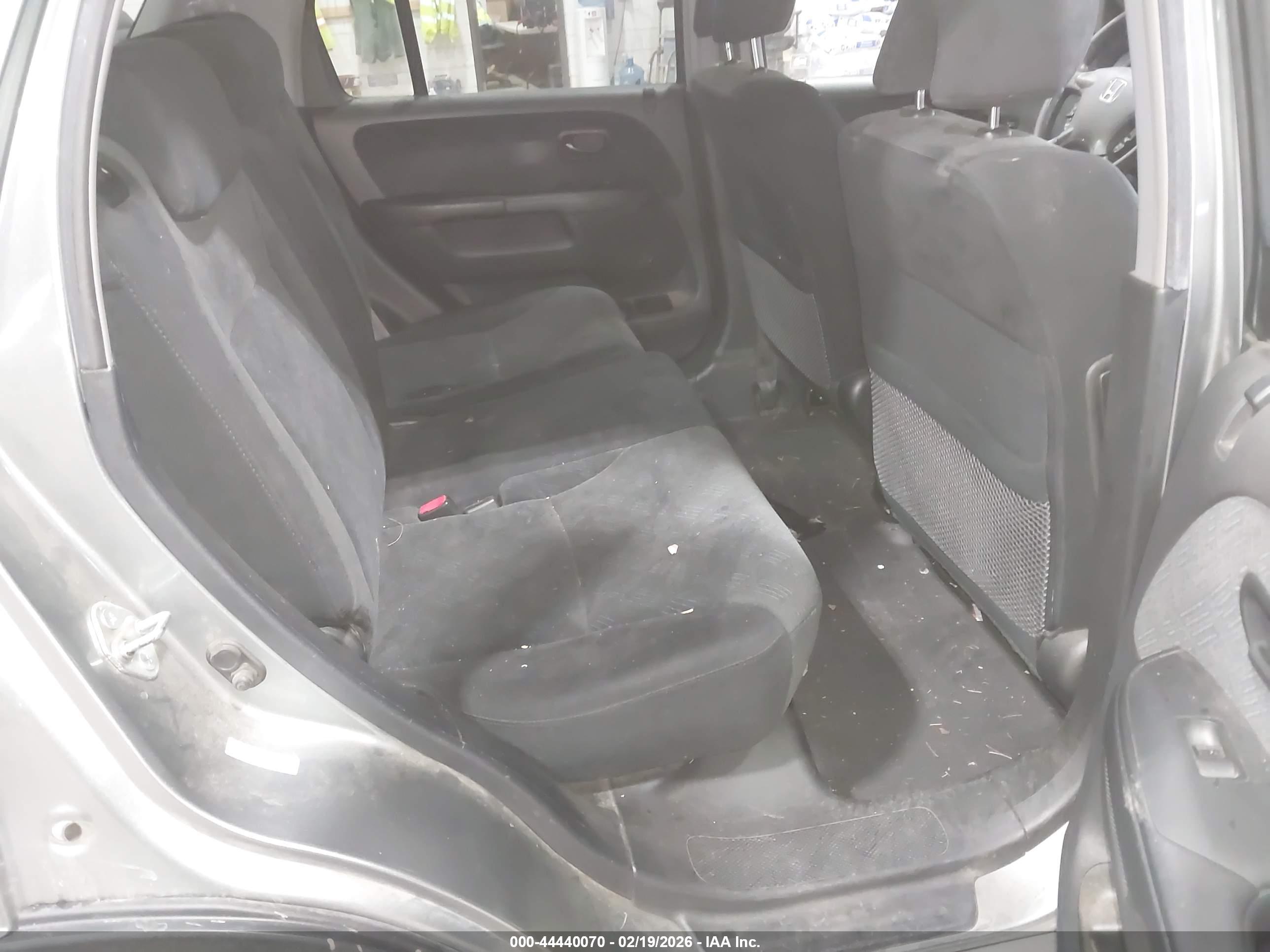 HONDA CR-V image 8