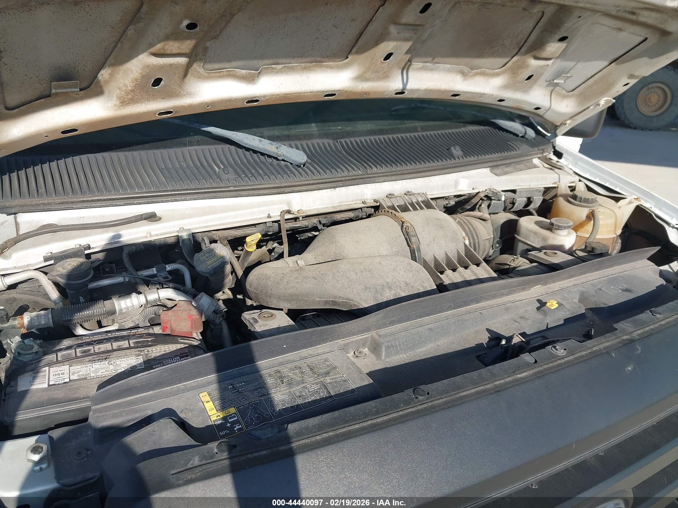 FORD E-250 image 10