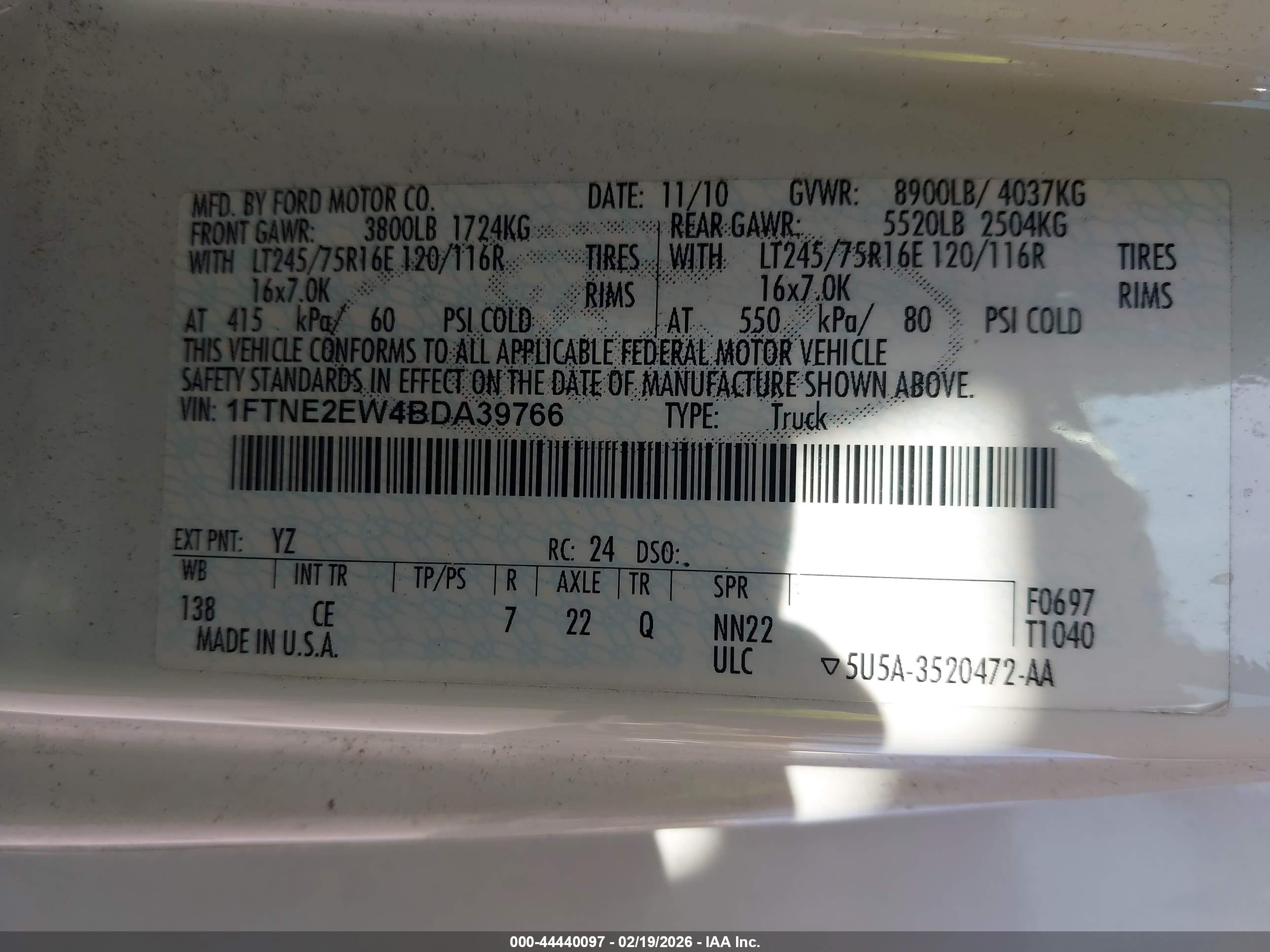 FORD E-250 image 9
