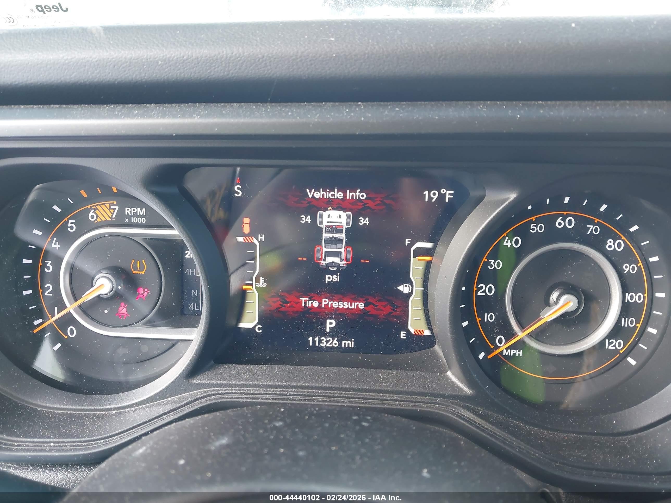 JEEP WRANGLER image 7