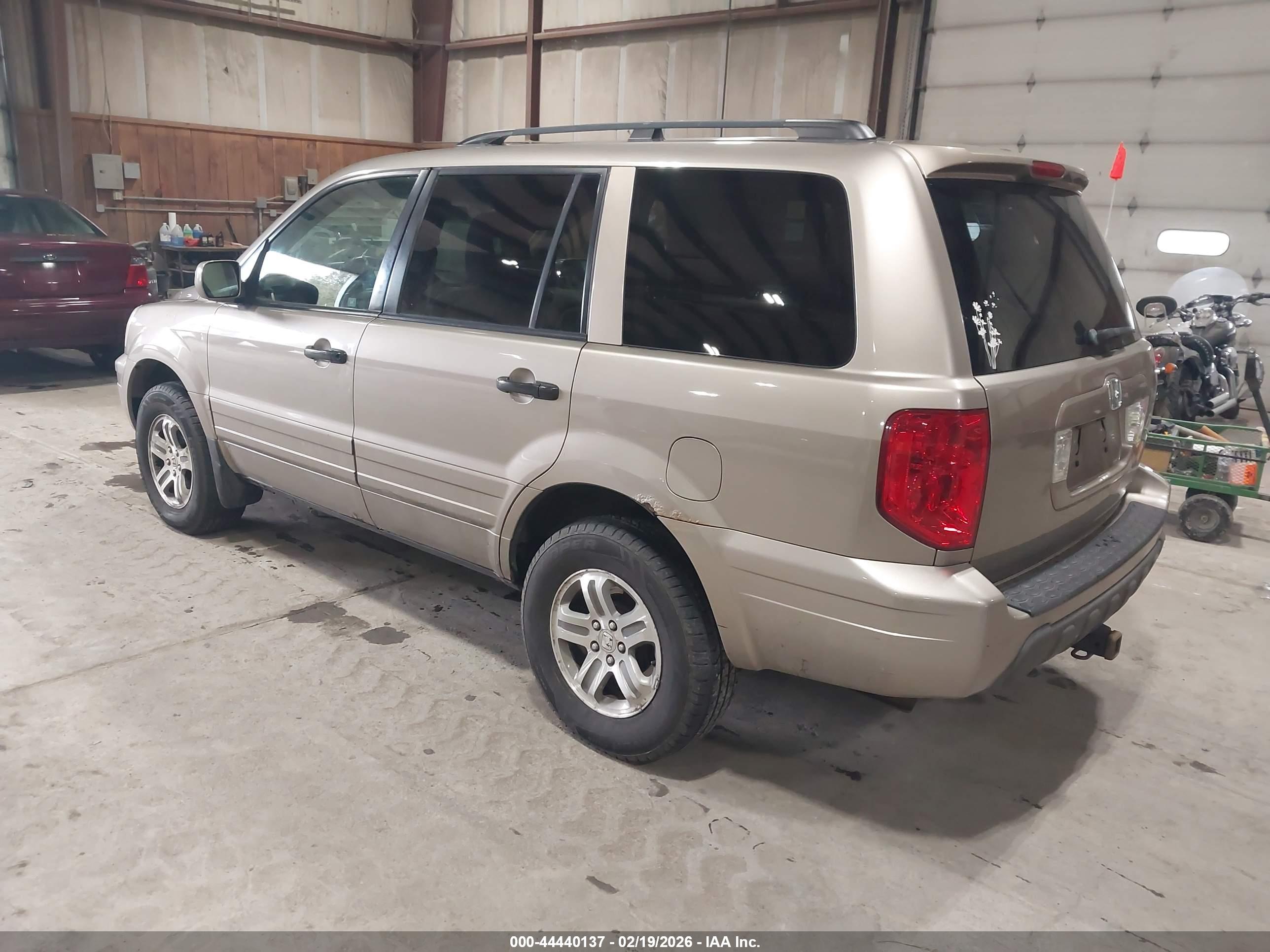 HONDA PILOT image 3