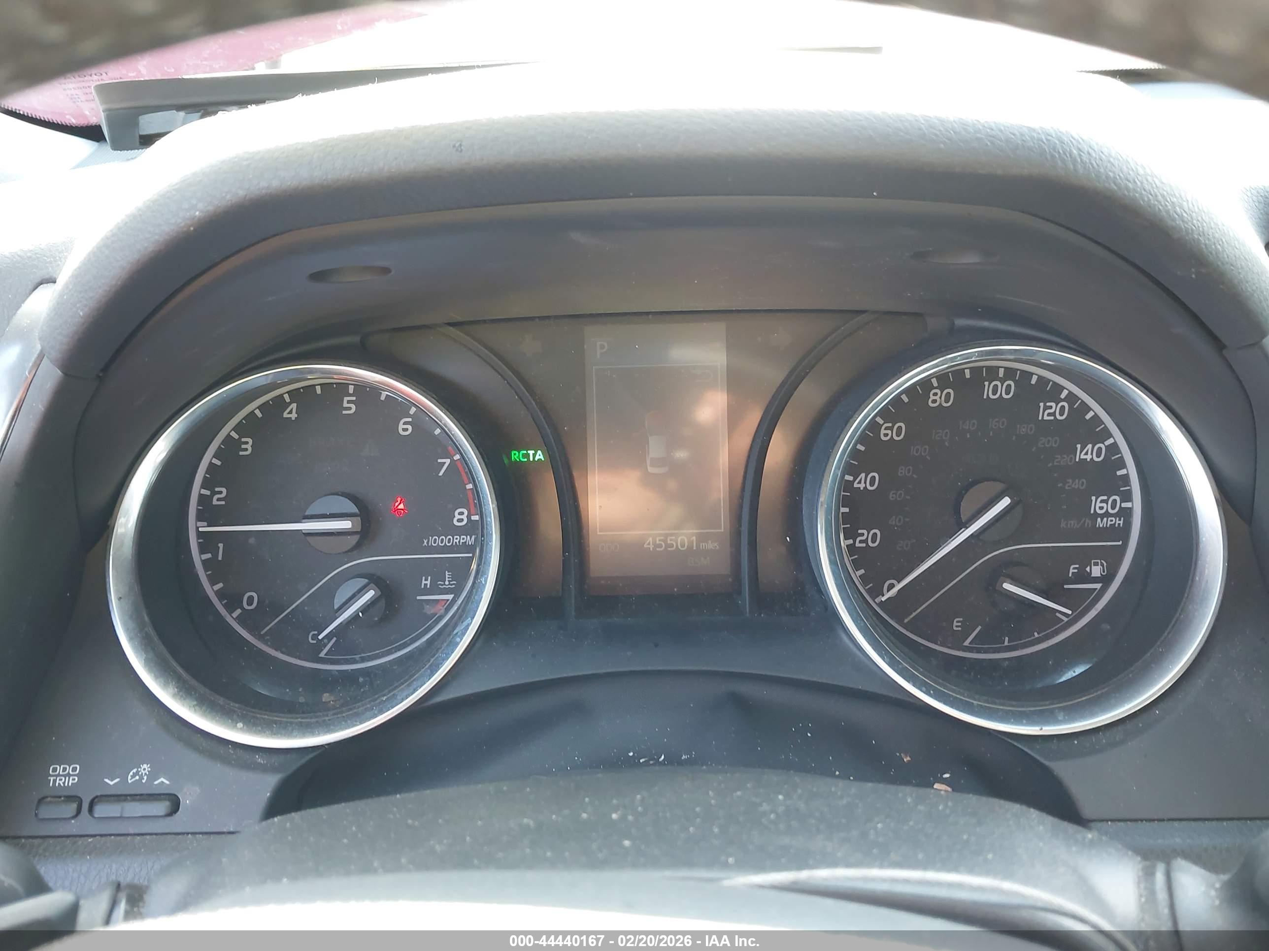 TOYOTA CAMRY image 7
