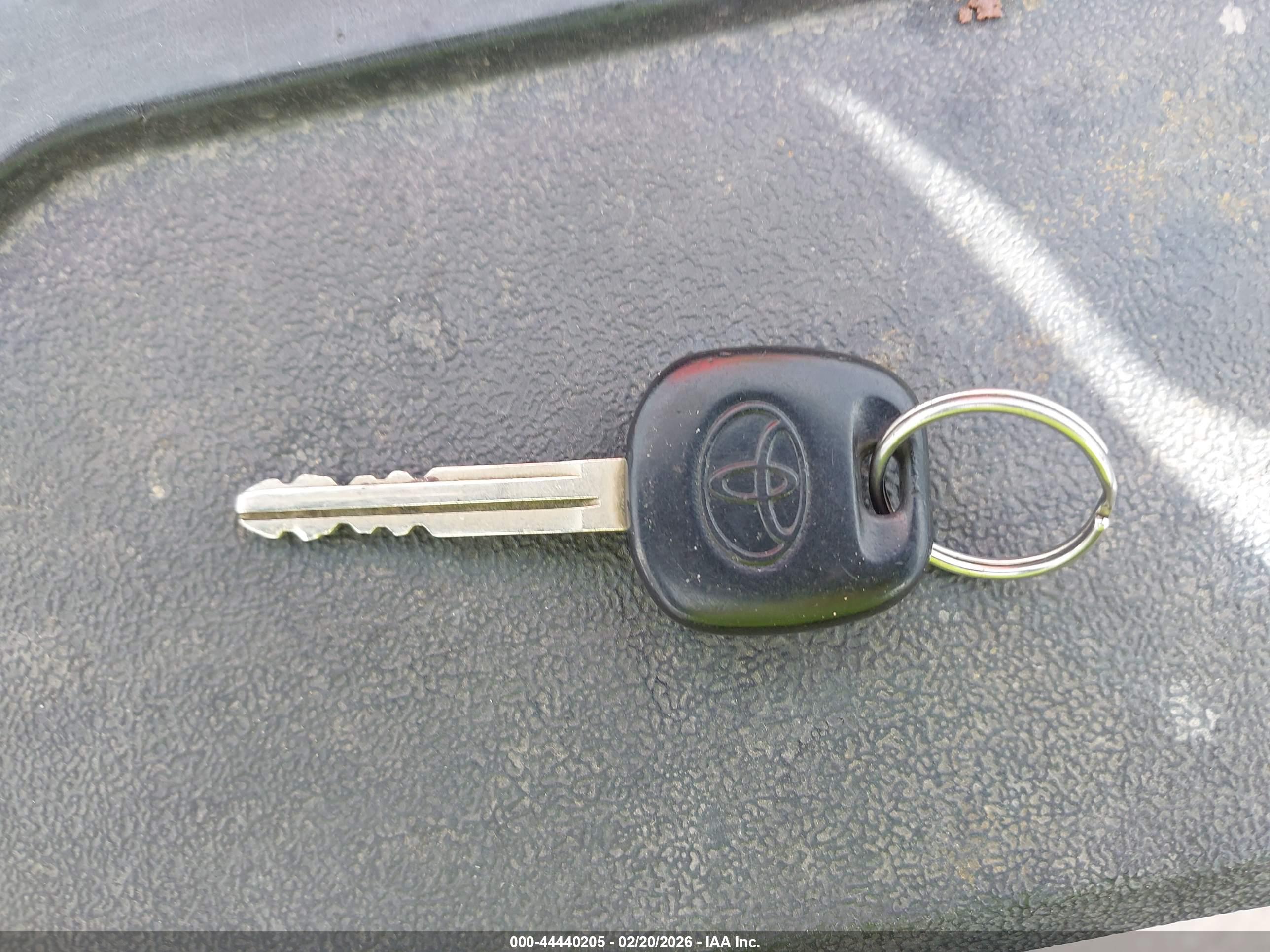 TOYOTA 4RUNNER image 11