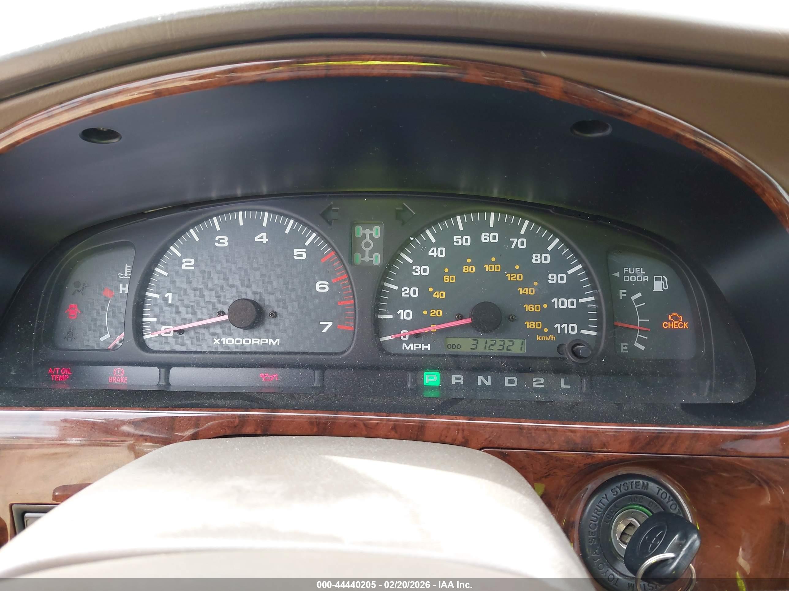 TOYOTA 4RUNNER image 7