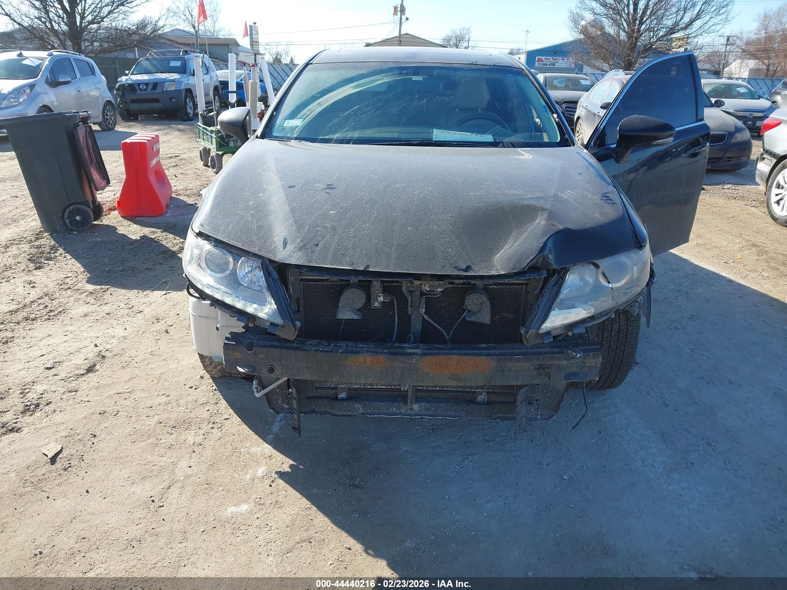 LEXUS ES image 6