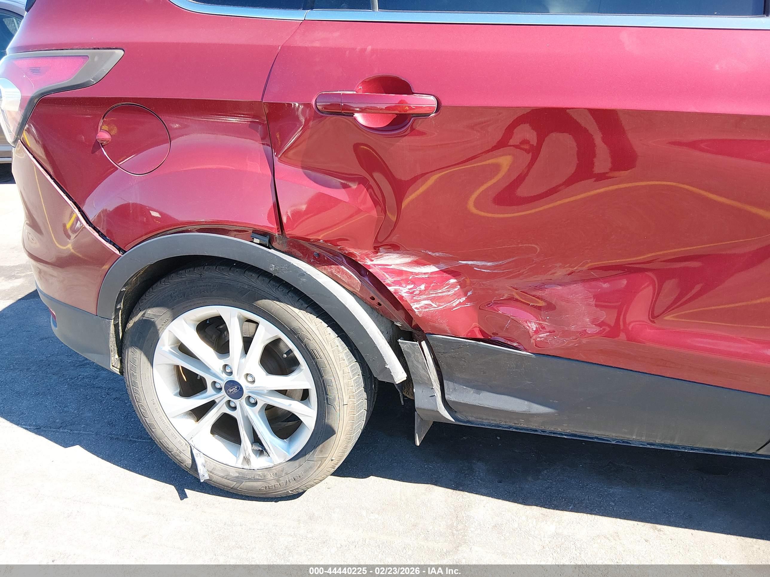 FORD ESCAPE image 6