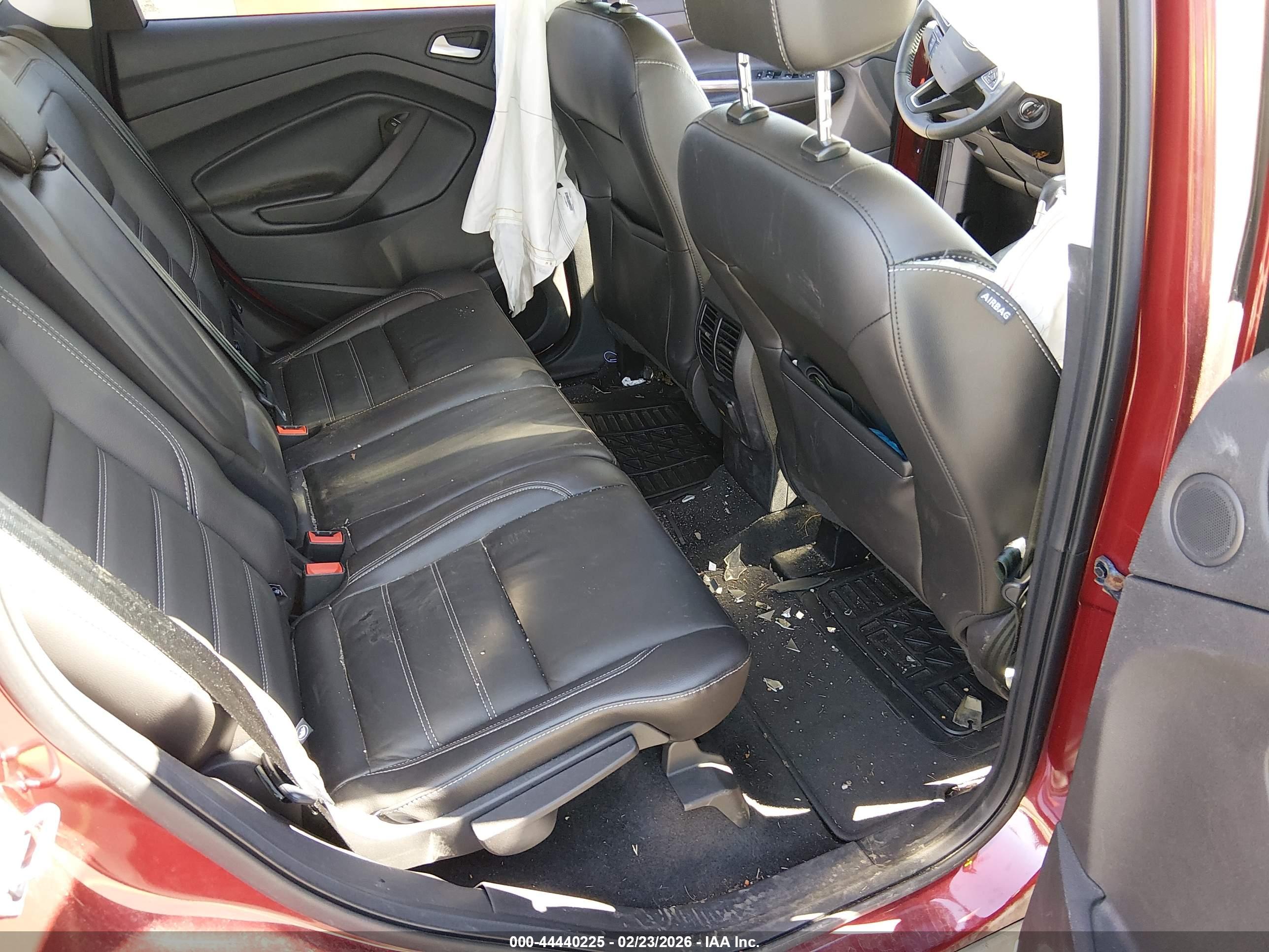 FORD ESCAPE image 8