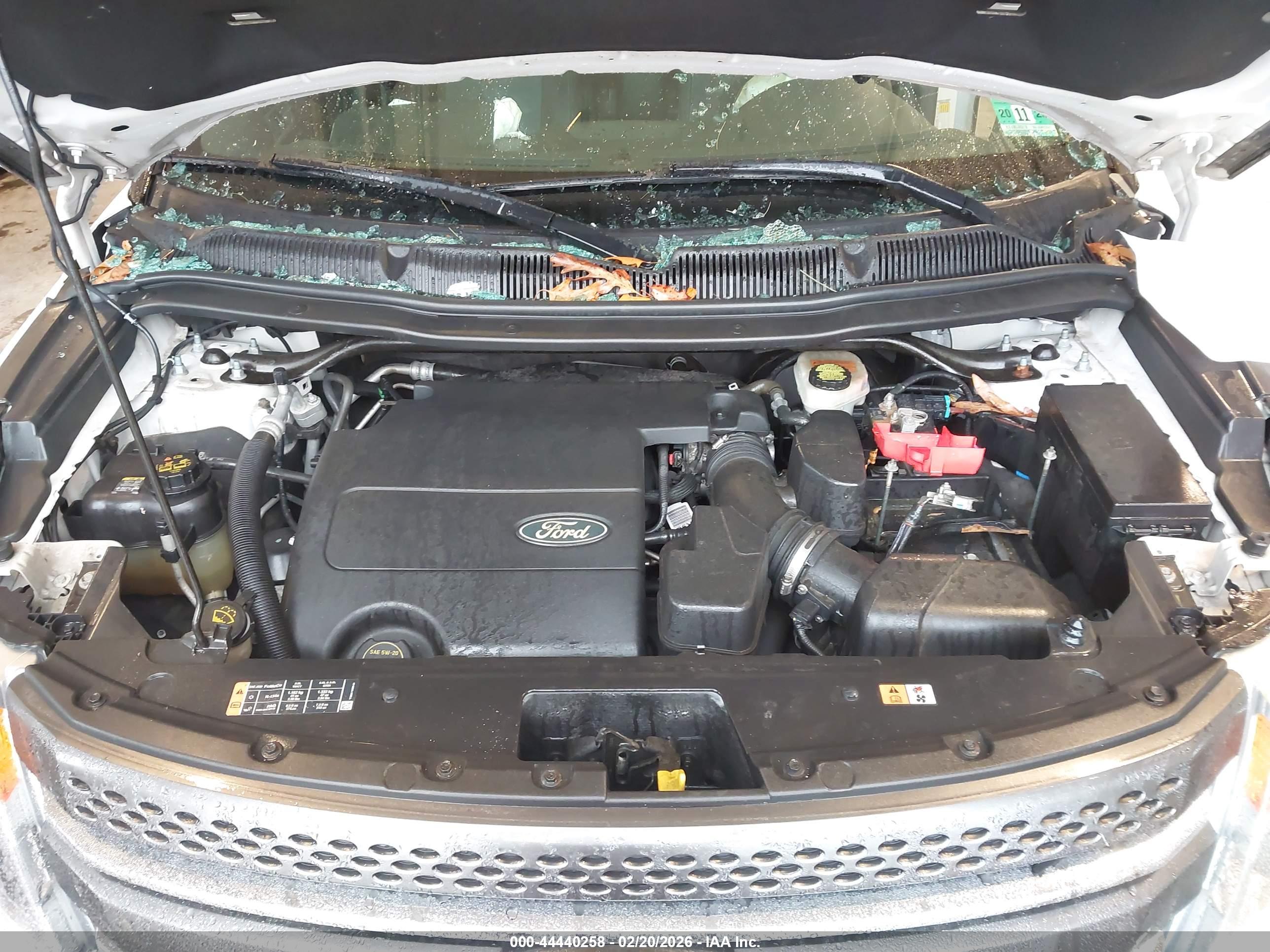 FORD EXPLORER image 10