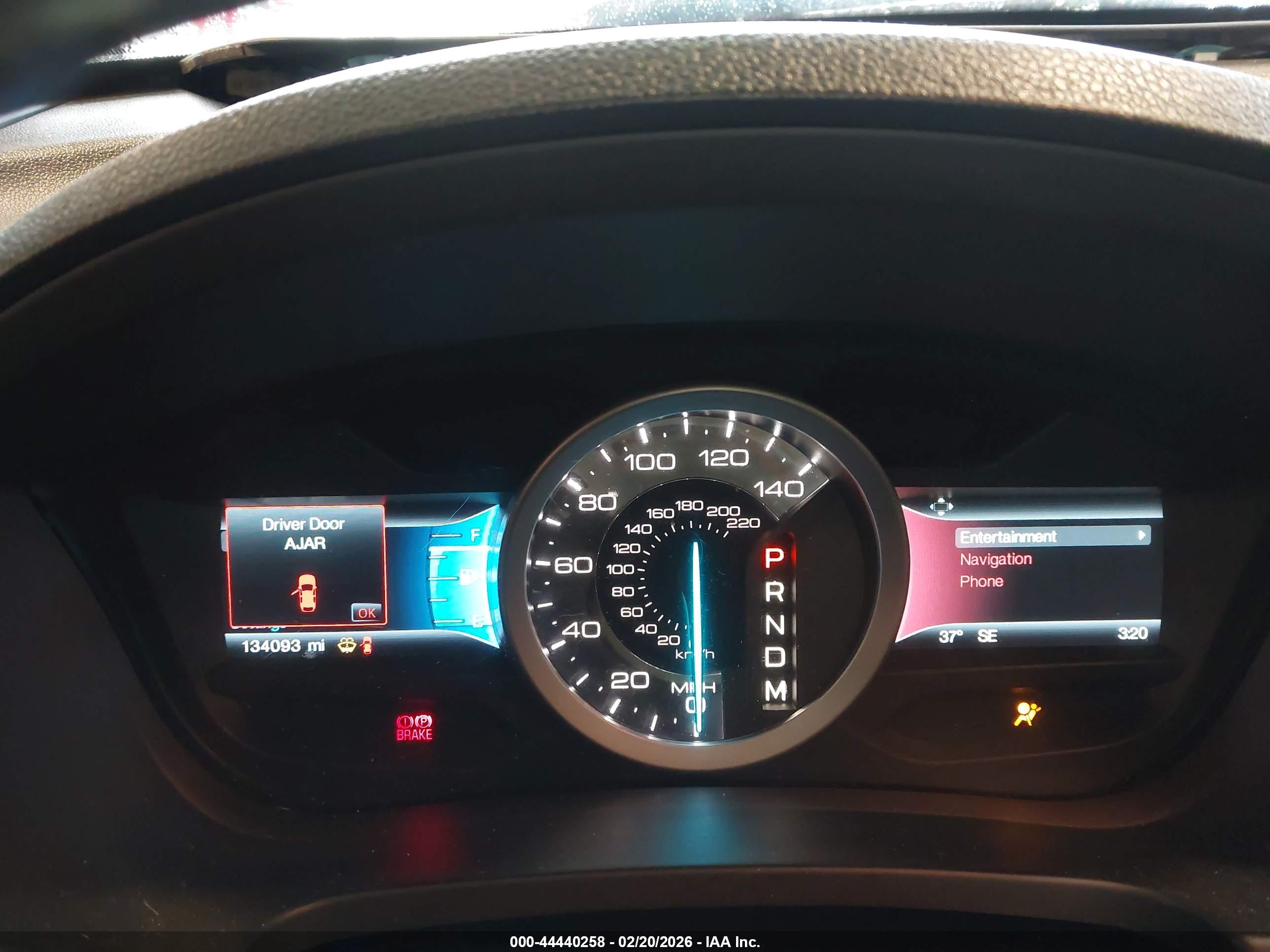 FORD EXPLORER image 7