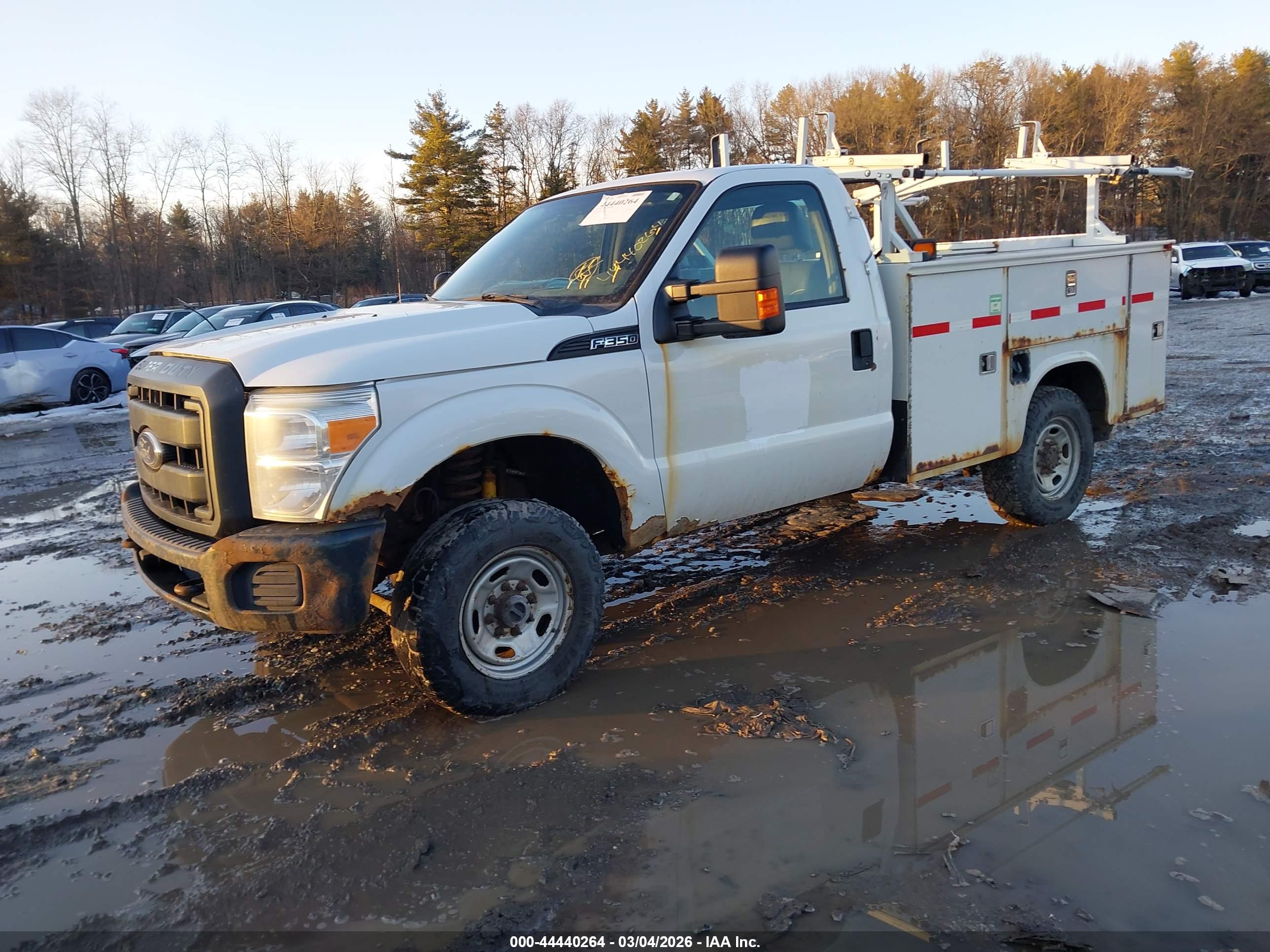 FORD F-350 image 2