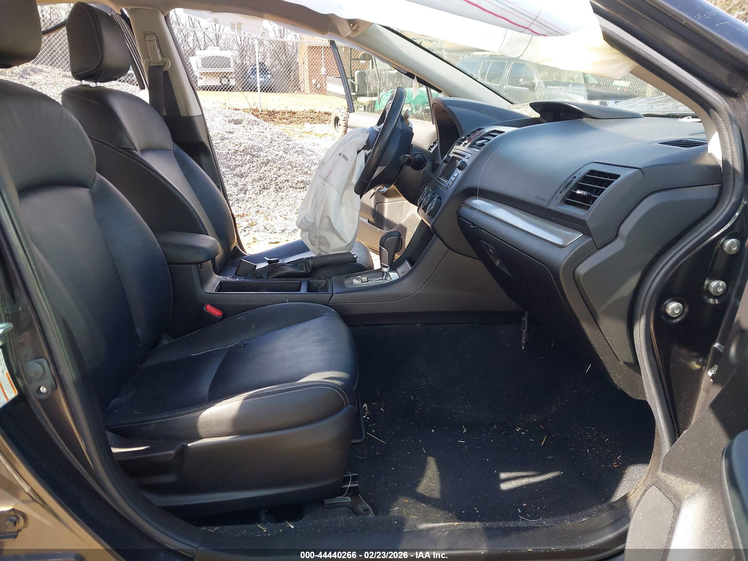 SUBARU XV image 5