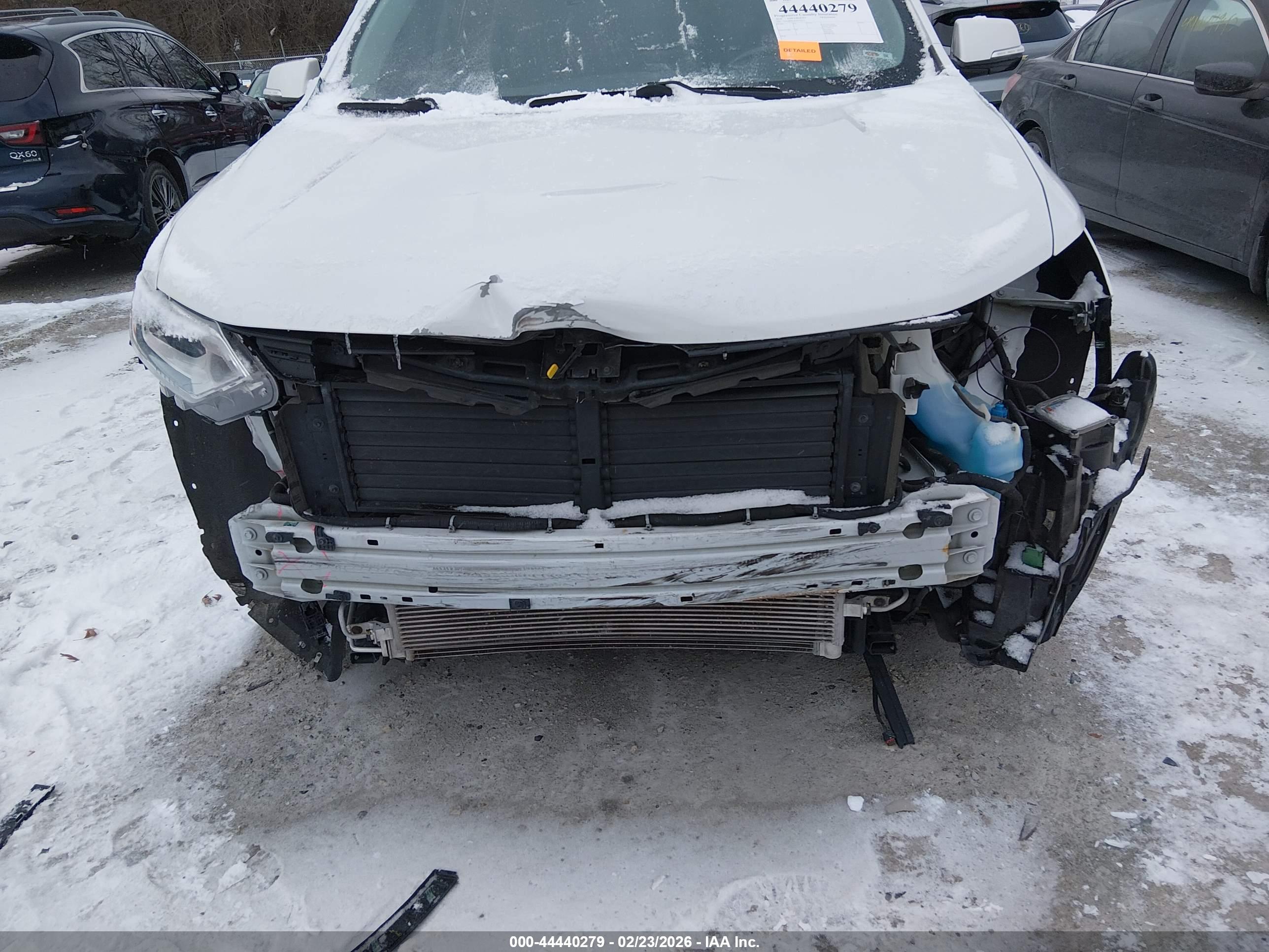 CHEVROLET TRAVERSE image 6