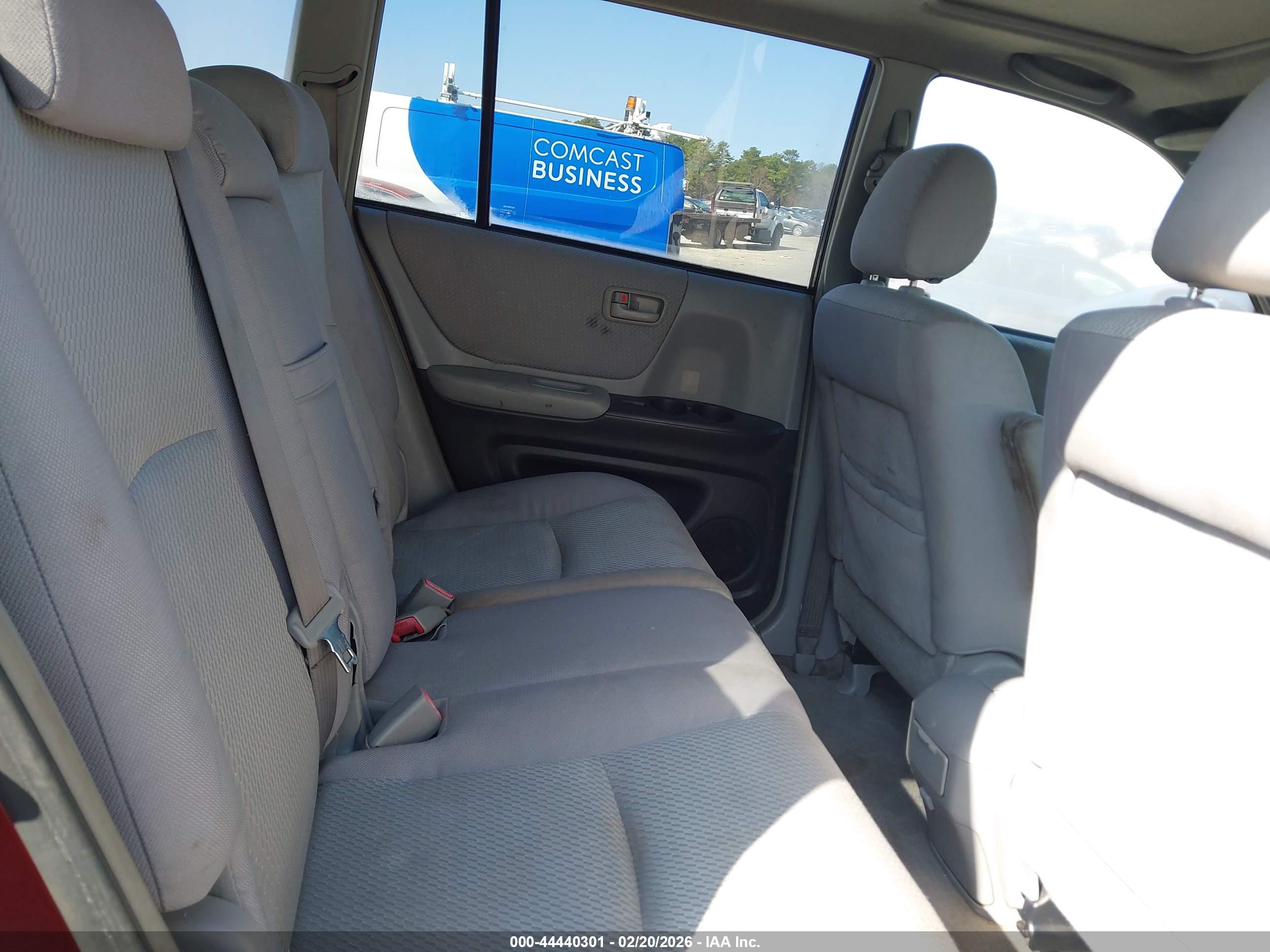 TOYOTA HIGHLANDER image 8