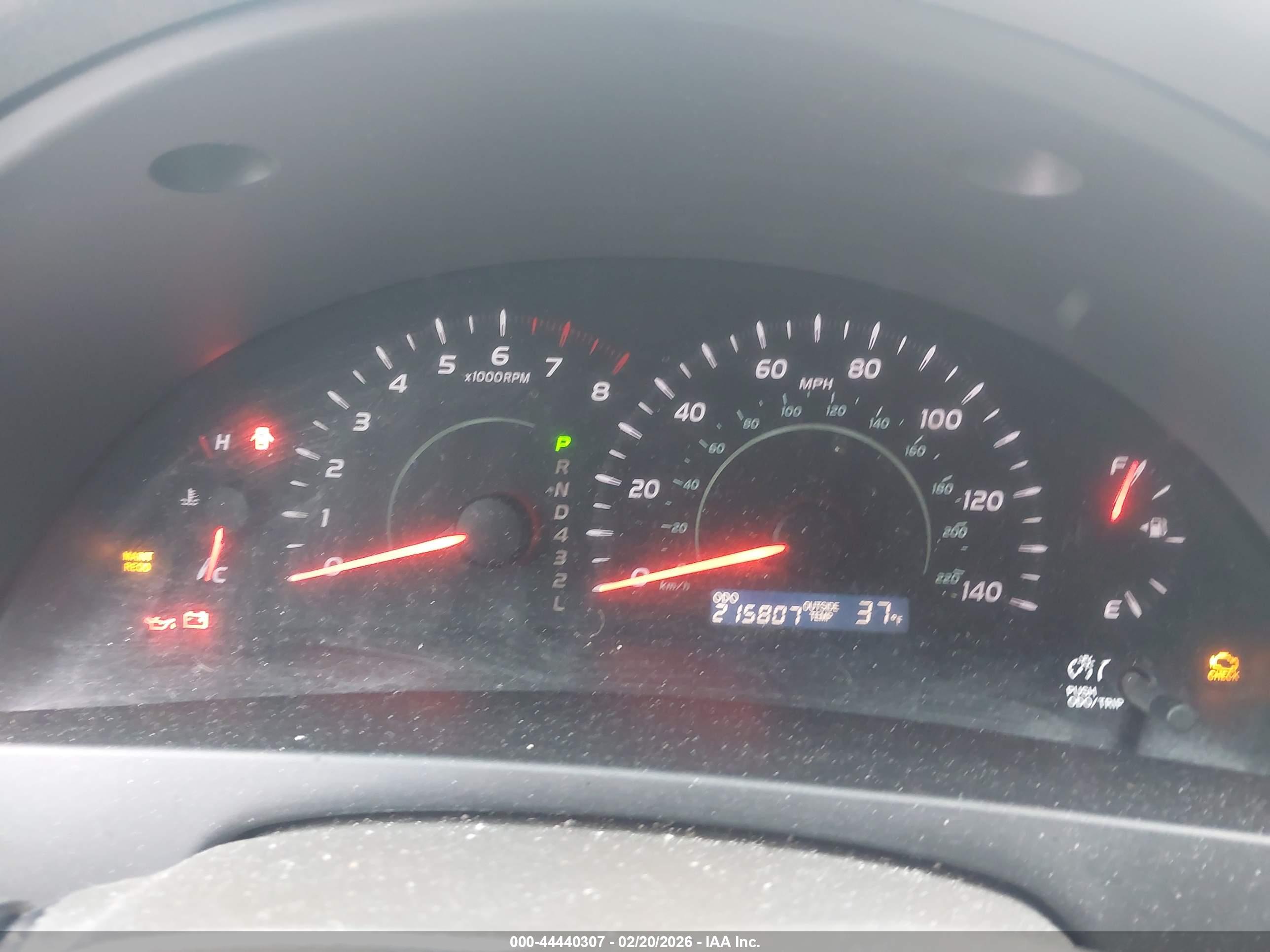 TOYOTA CAMRY image 7