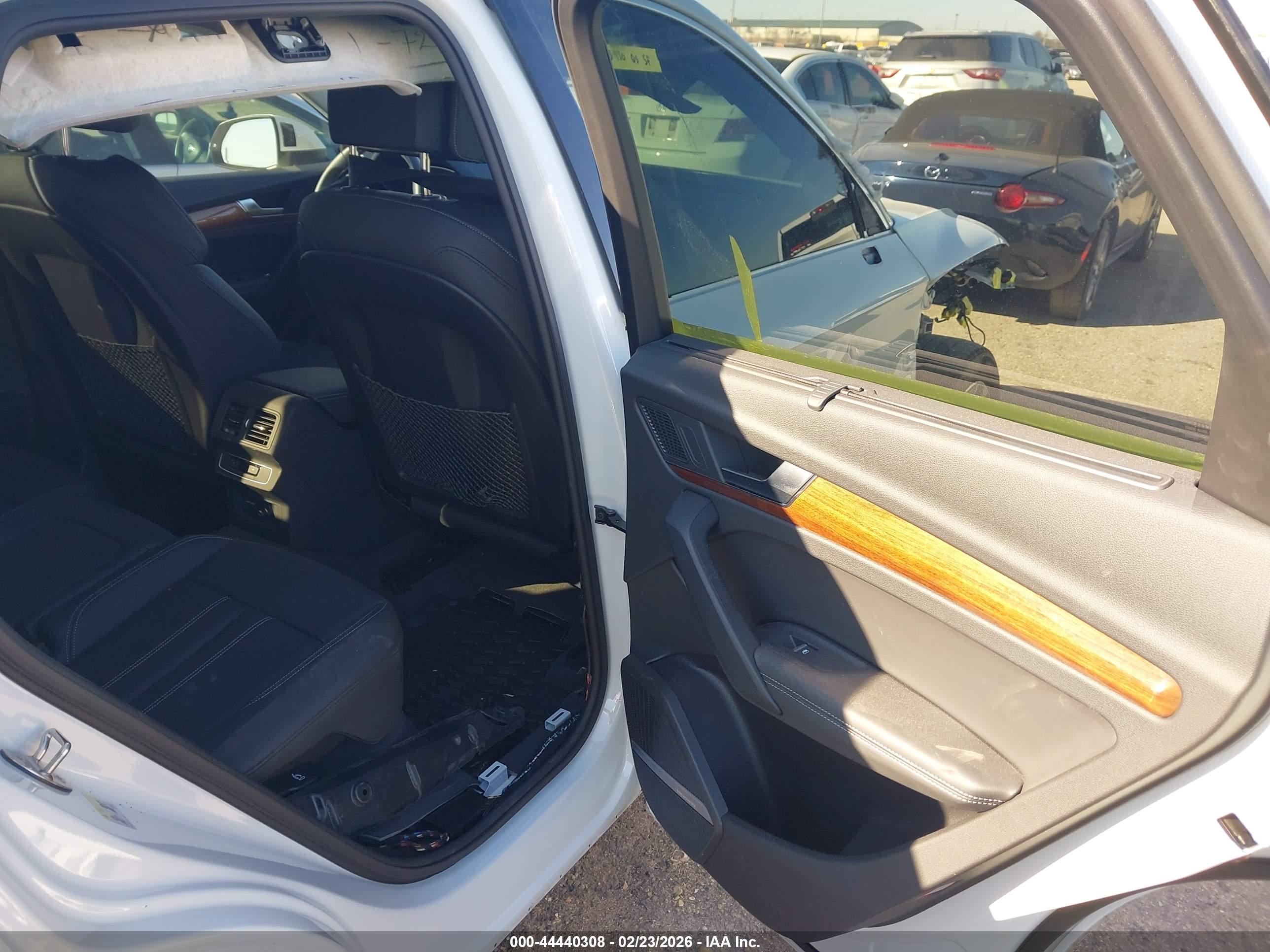 AUDI Q5 image 8