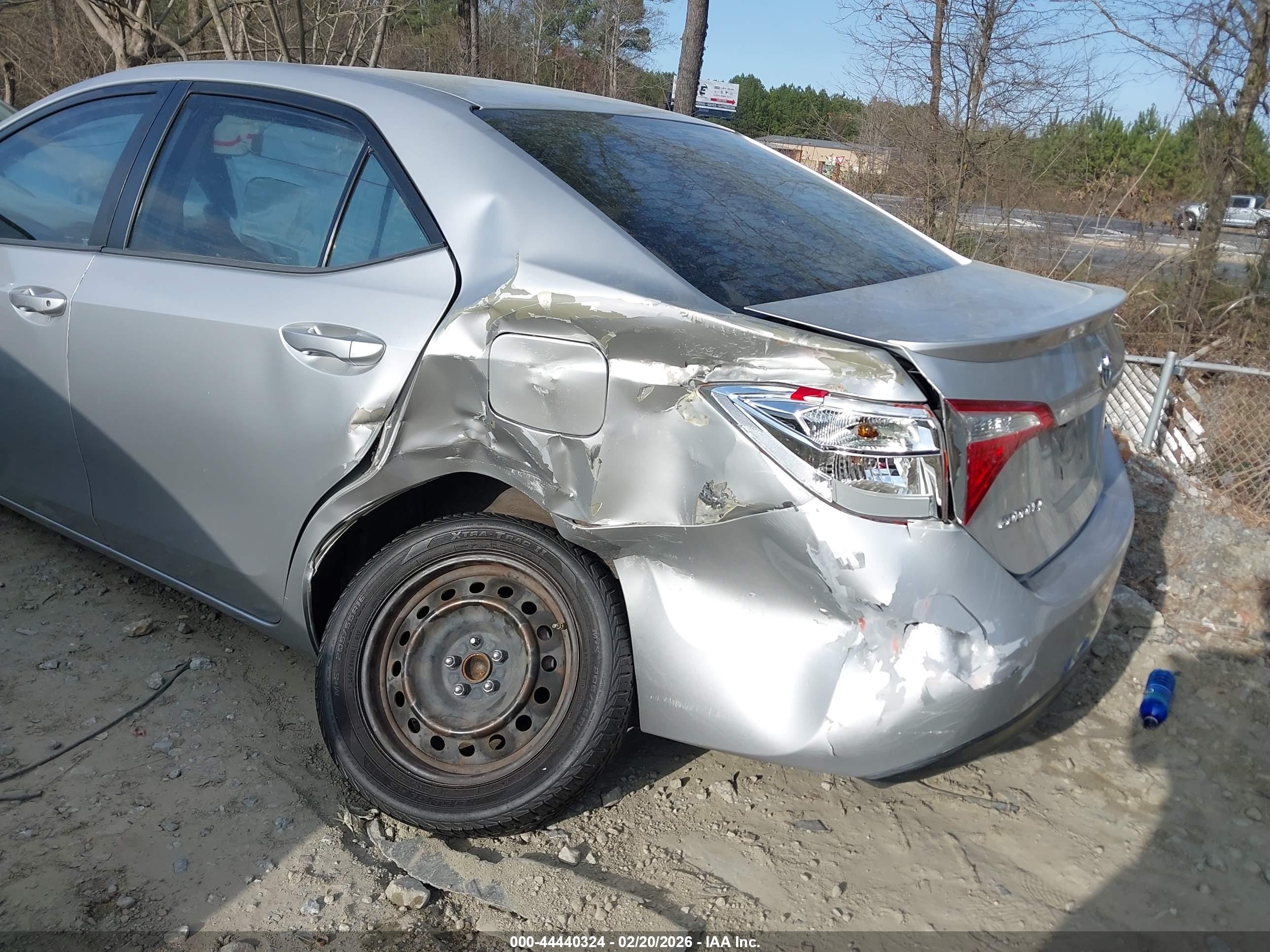 TOYOTA COROLLA image 6